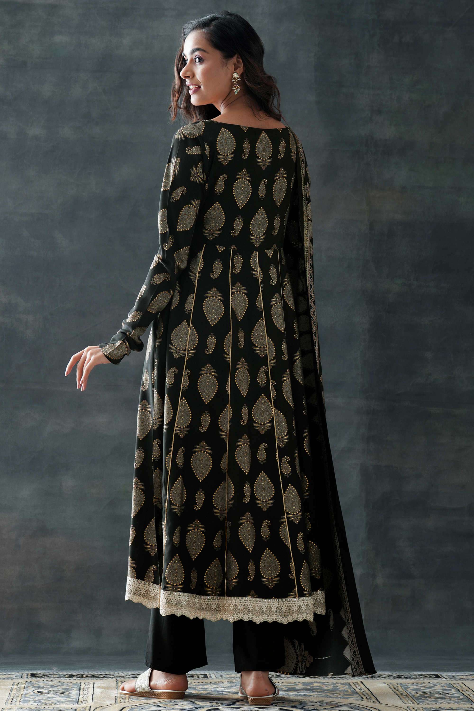 Traditional-Blended-Fabric-Relaxed-Fit-Women-s-Kurta-Set