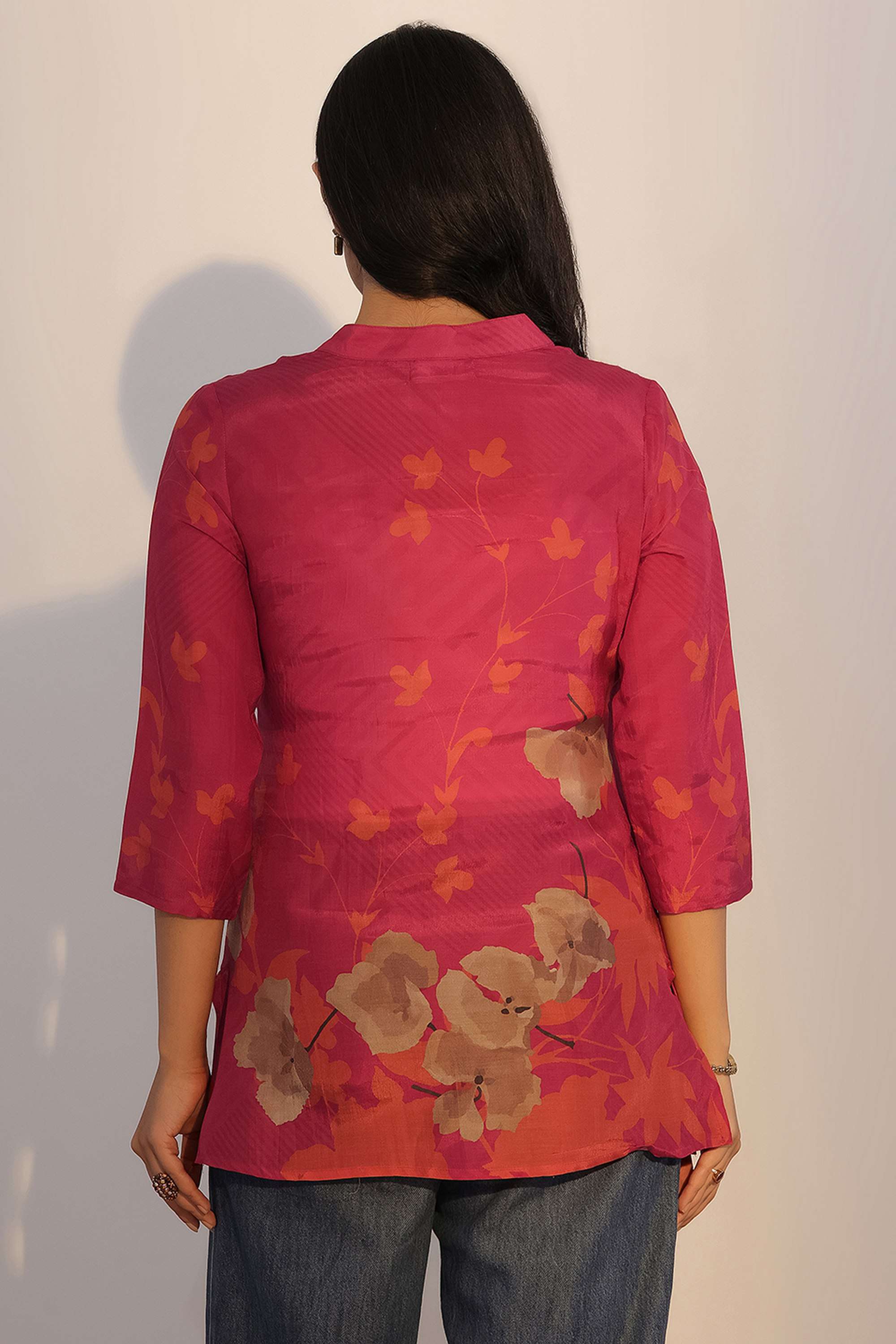 Printed-Muslin-Round-Neck-Women-s-Festive-Wear-Kurti