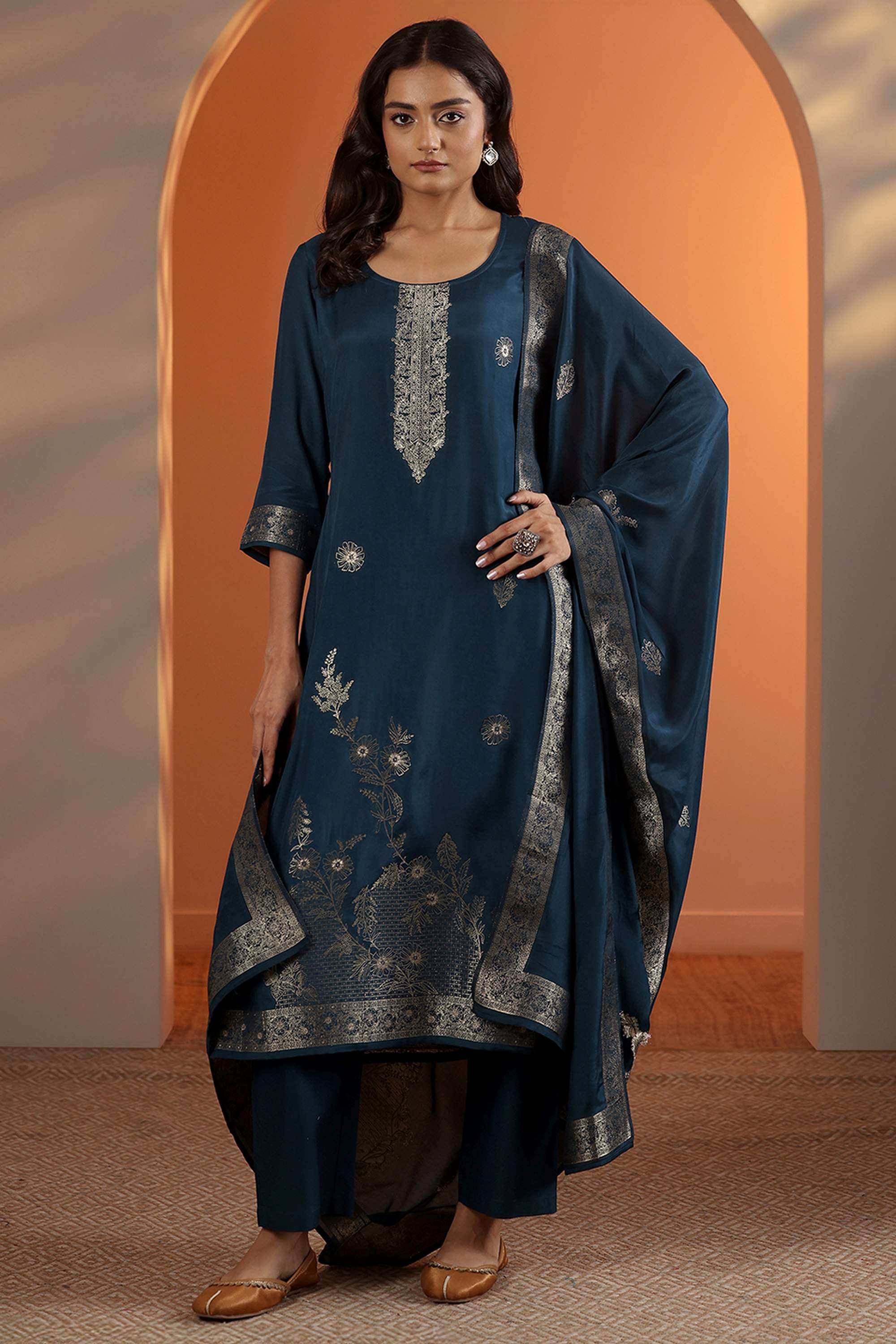 Floral-Round-Neck-Silk-Women-Kurta-Set