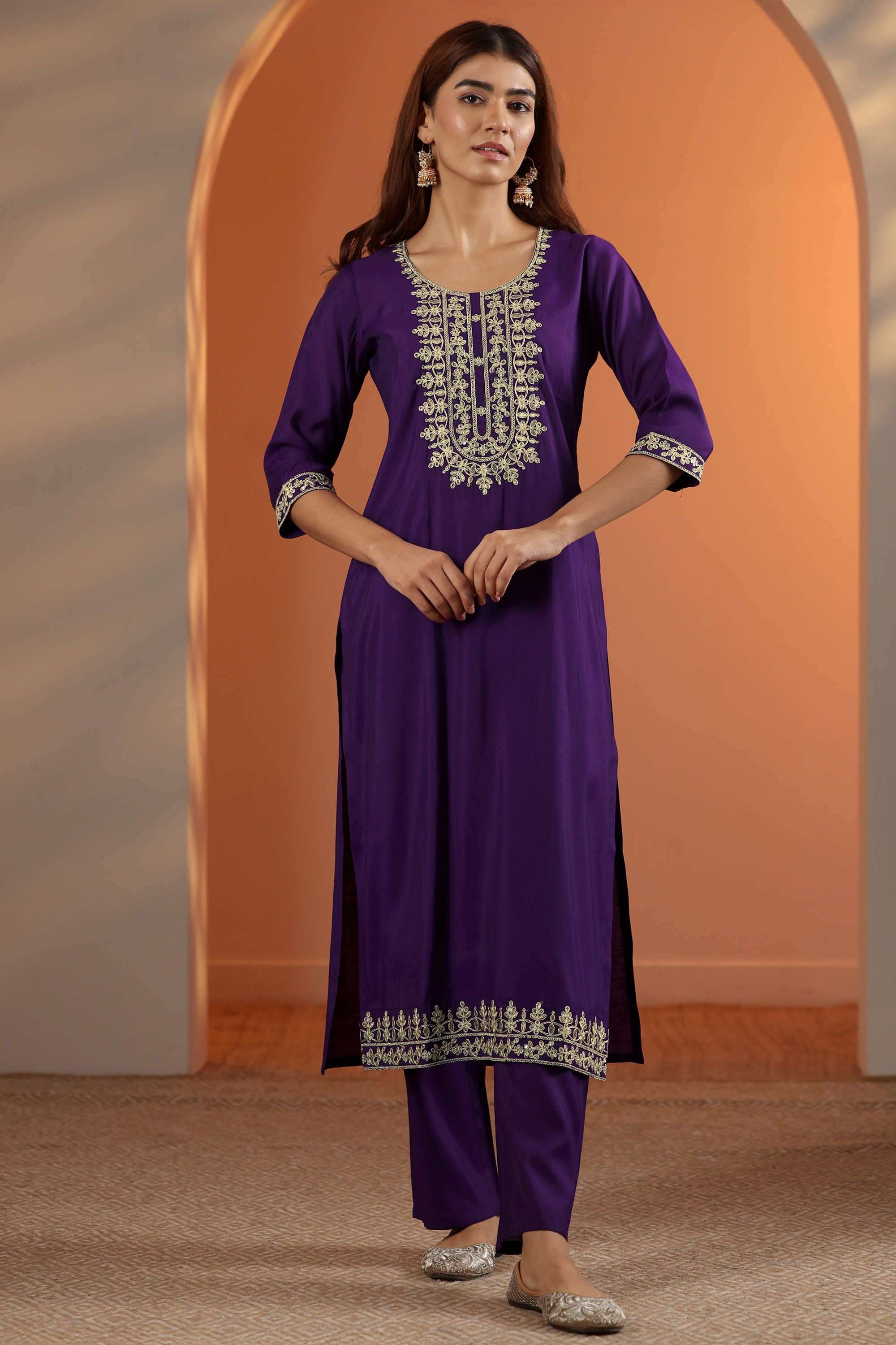 Floral-Blended-Fabric-Straight-Fit-Women-s-Kurta-Set