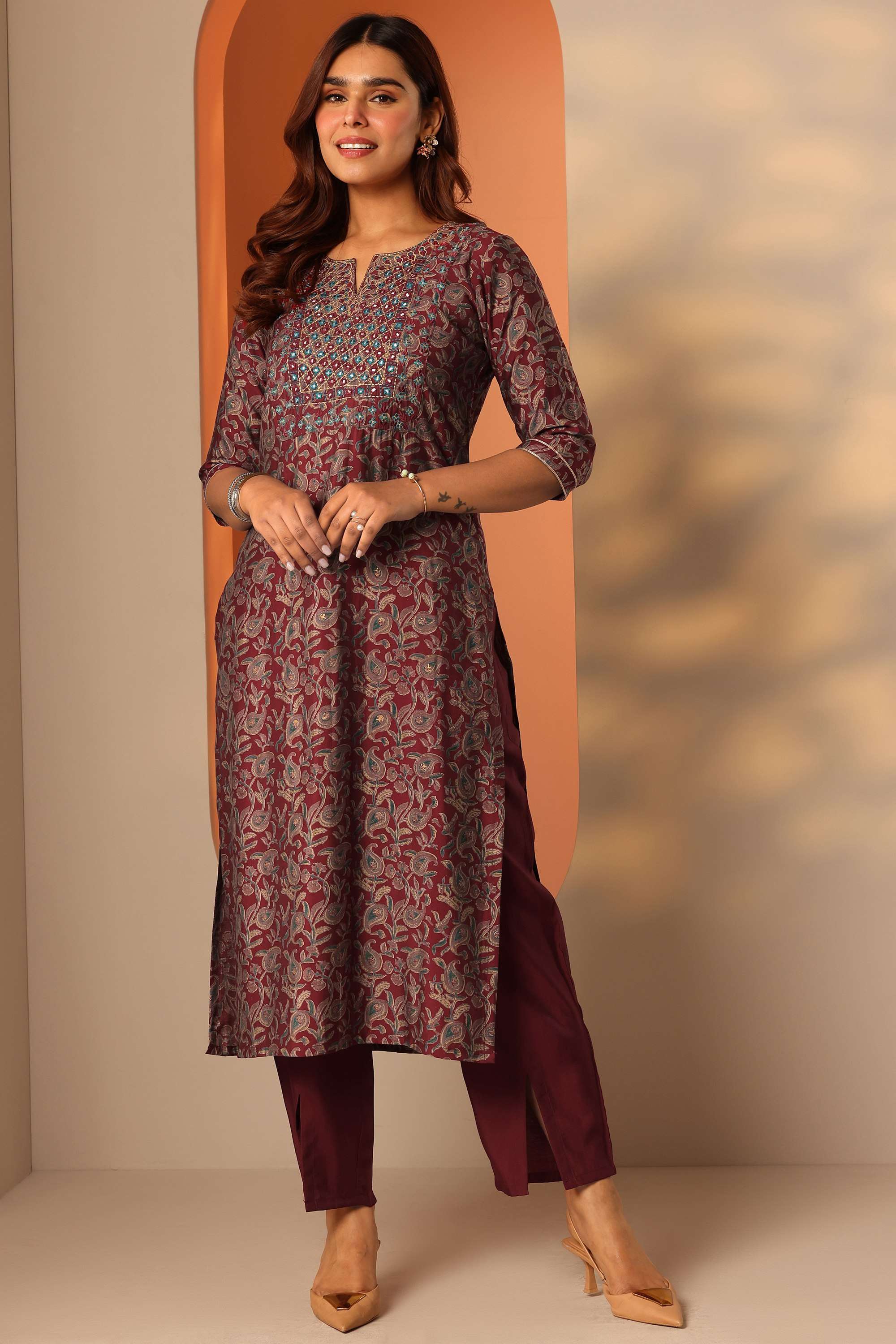 Floral-Blended-Fabric-Women-s-Festive-Wear-Kurta-Set