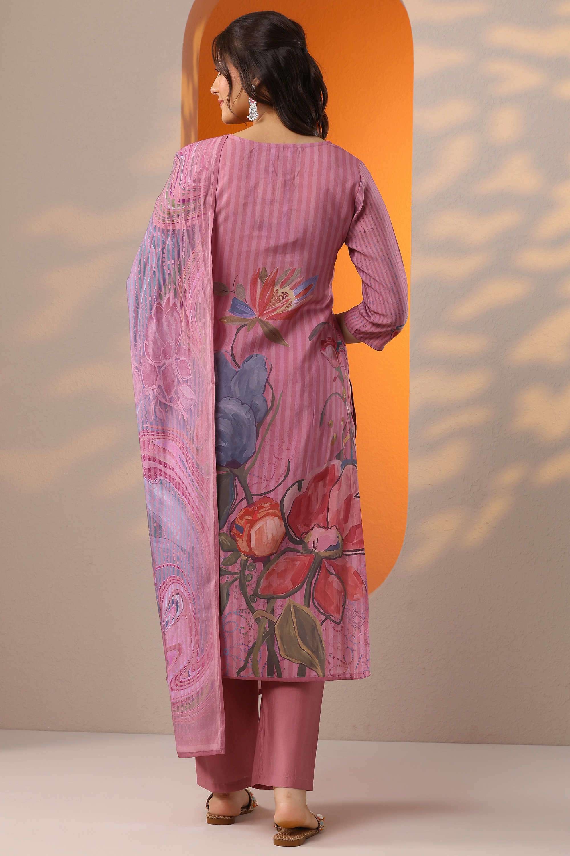 Floral-Blended-Fabric-Straight-Fit-Women-s-Kurta-Set