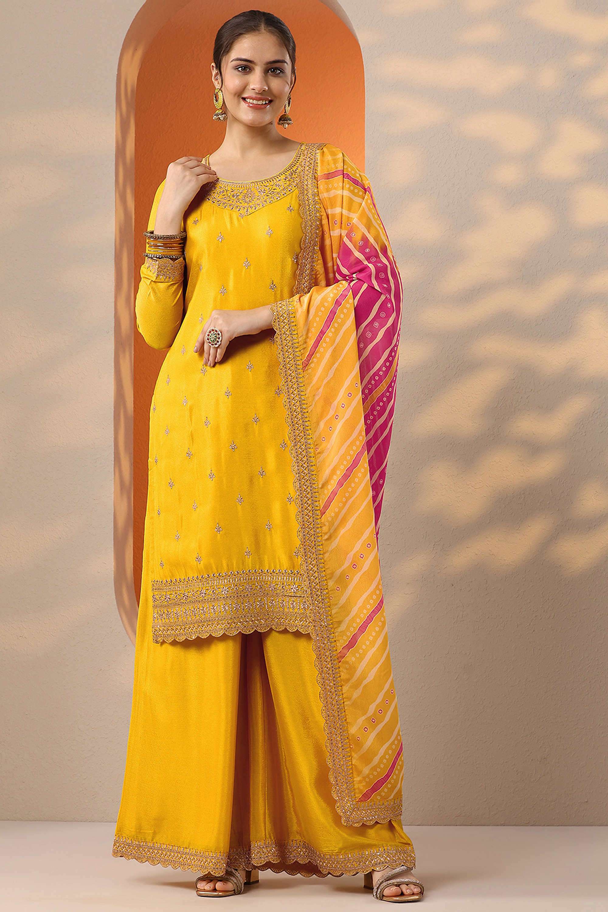 Floral-Blended-Fabric-Straight-Fit-Women-s-Kurta-Set