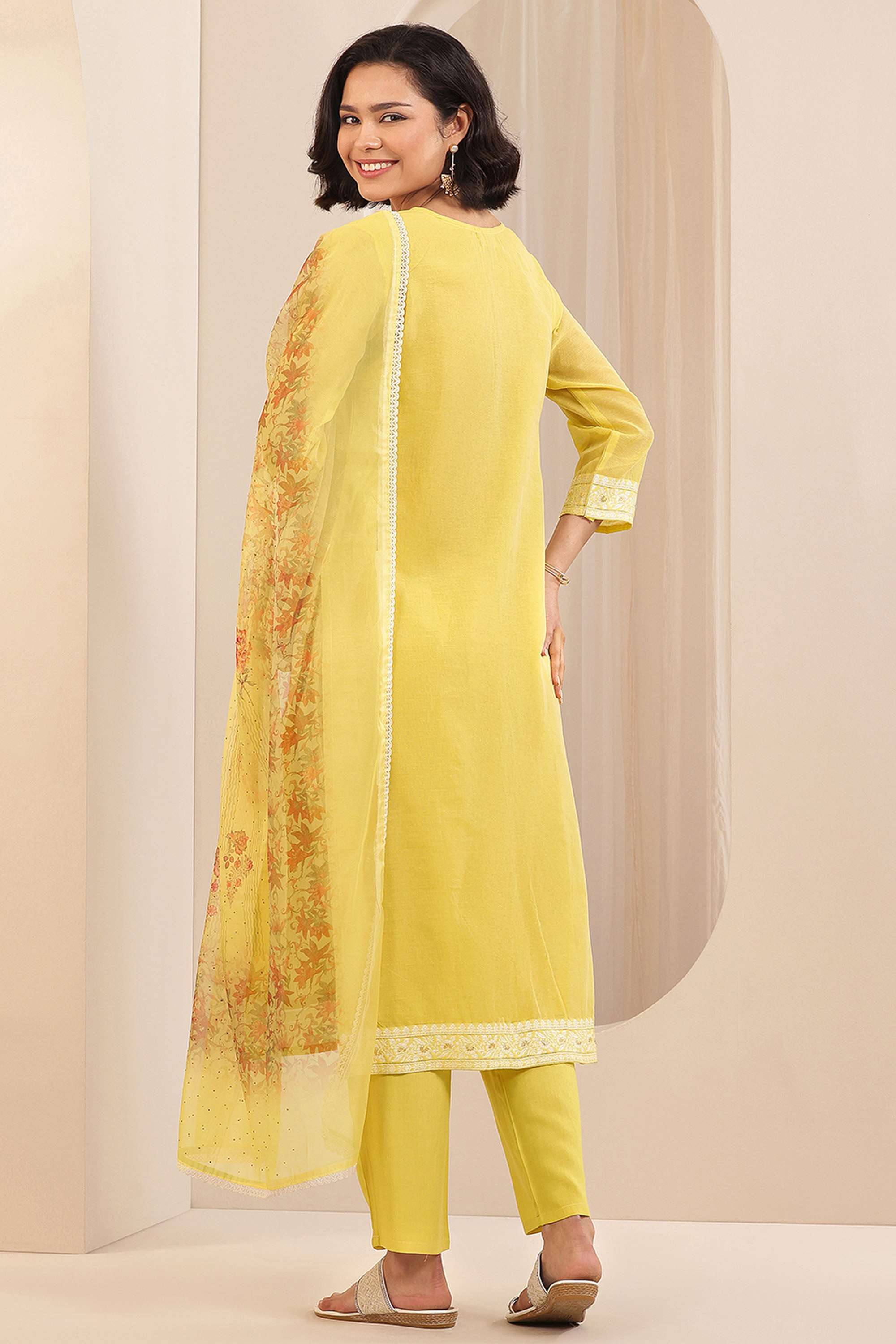 Floral-V-Neck-Silk-Women-Kurta-Set