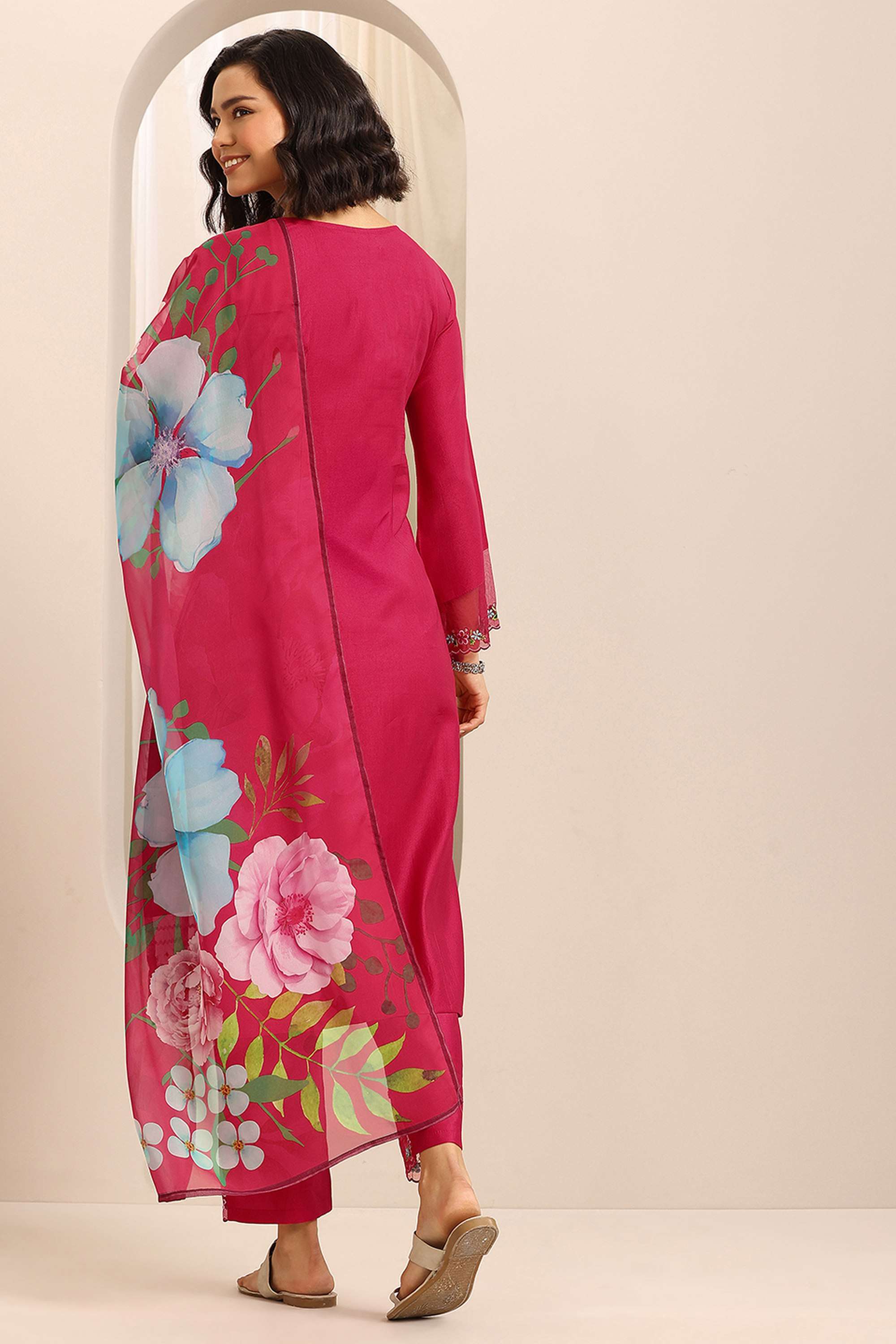 Floral-V-Neck-Silk-Women-Kurta-Set