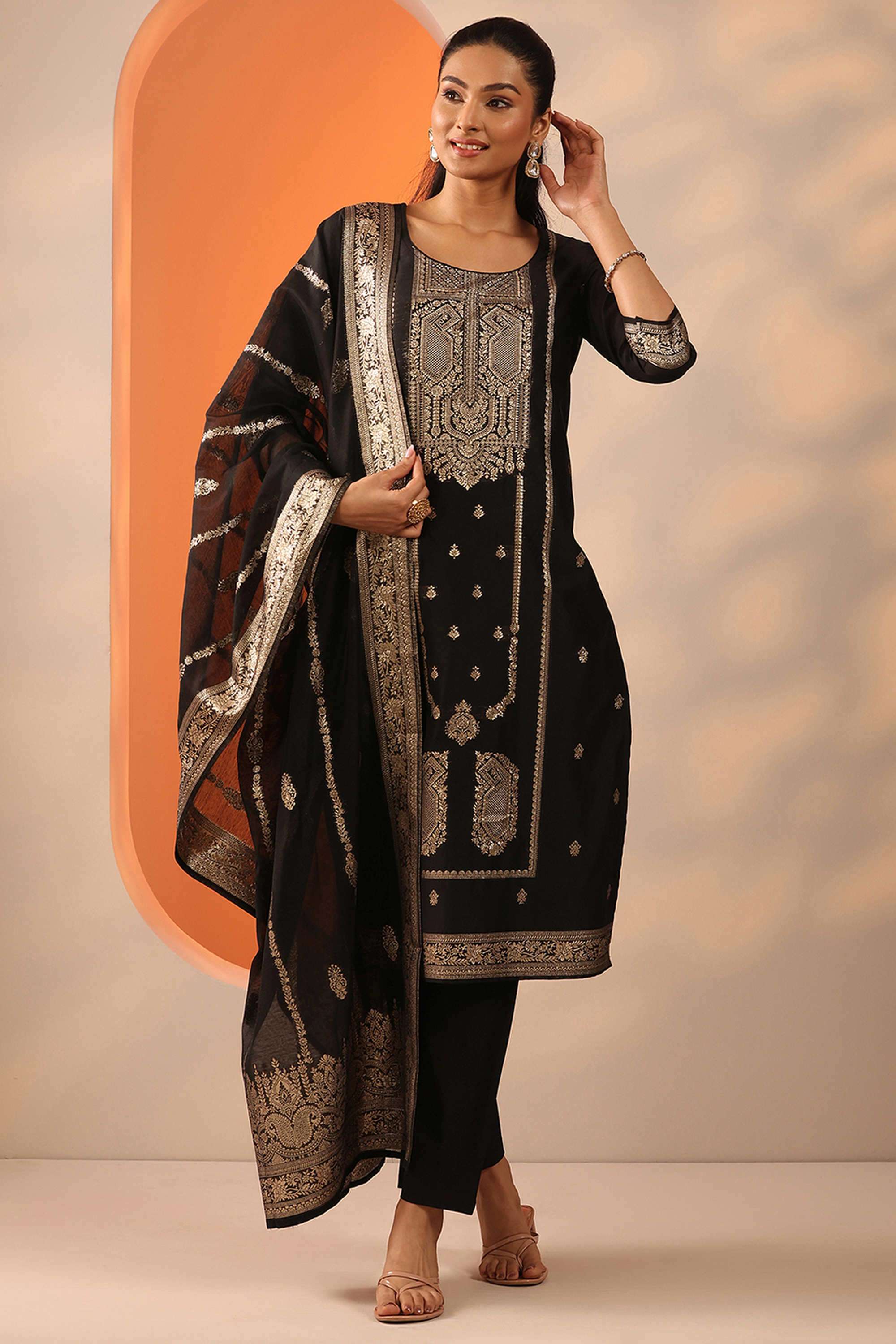 Traditional-Blended-Fabric-Straight-Fit-Women-s-Kurta-Set
