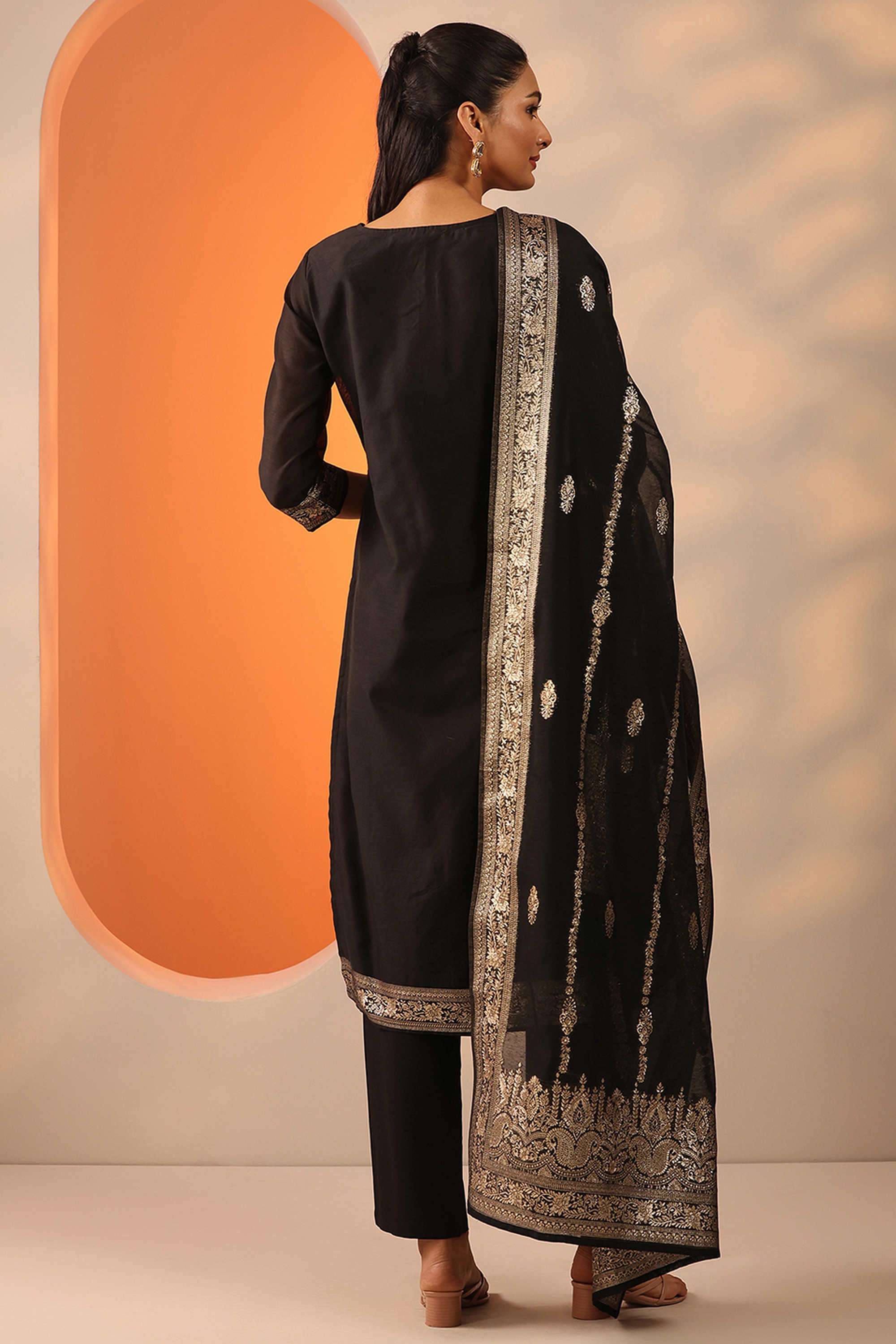 Traditional-Blended-Fabric-Straight-Fit-Women-s-Kurta-Set