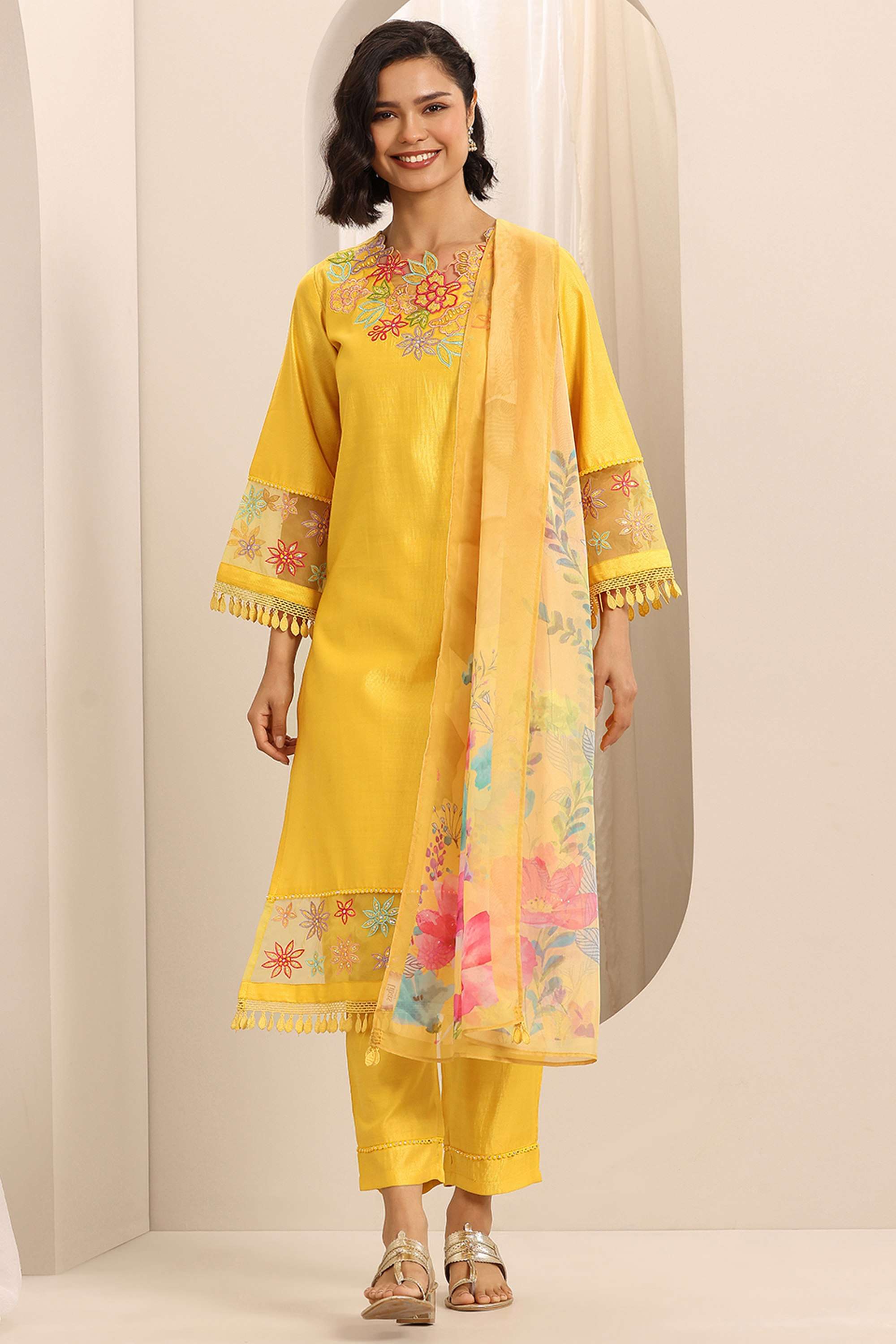 Traditional-Round-Neck-Silk-Women-Kurta-Set