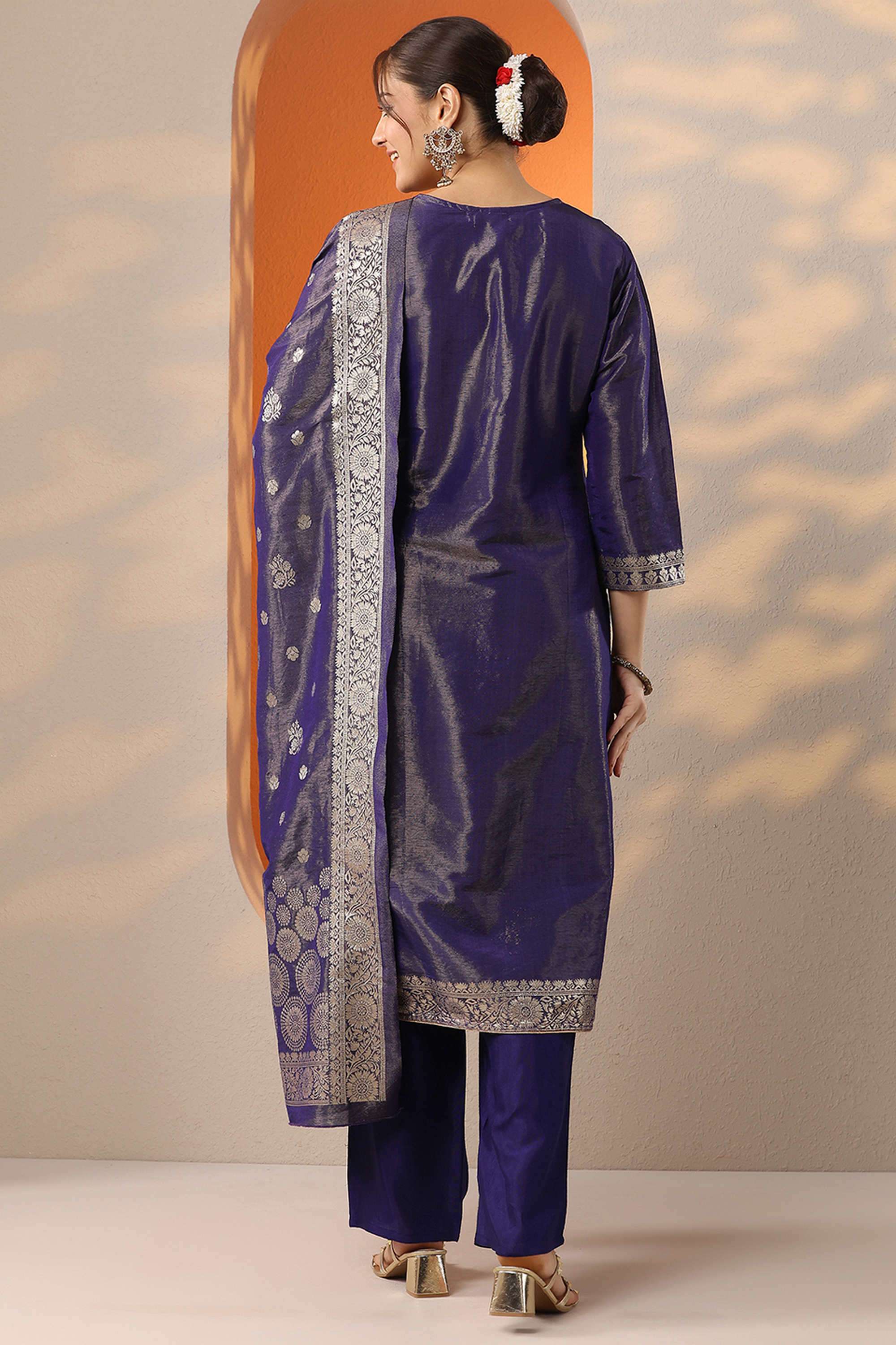 Traditional-Blended-Fabric-Straight-Fit-Women-s-Kurta-Set