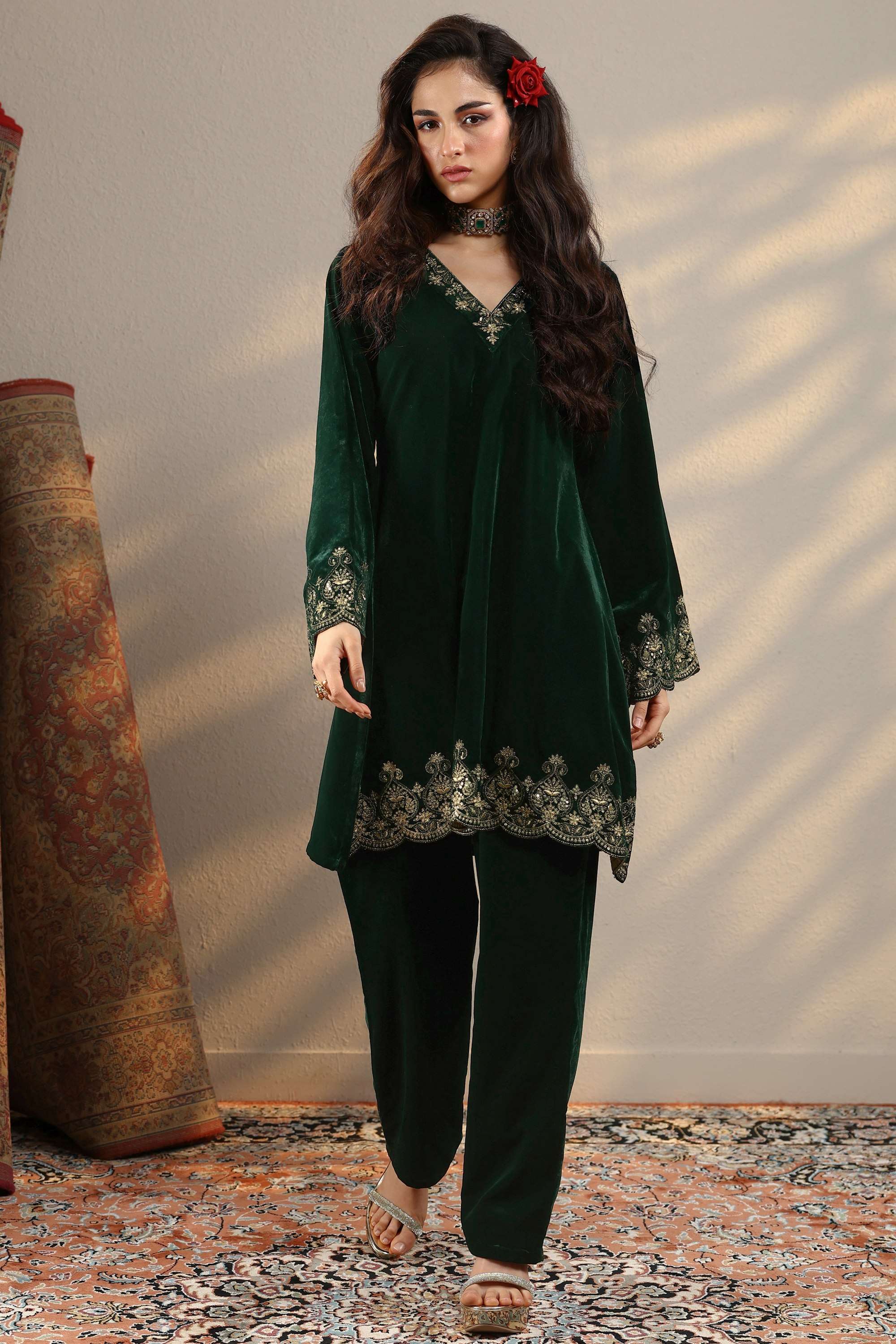 Textured-Velvet-V-Neck-Women-s-Festive-Wear-Co-Ord-Set