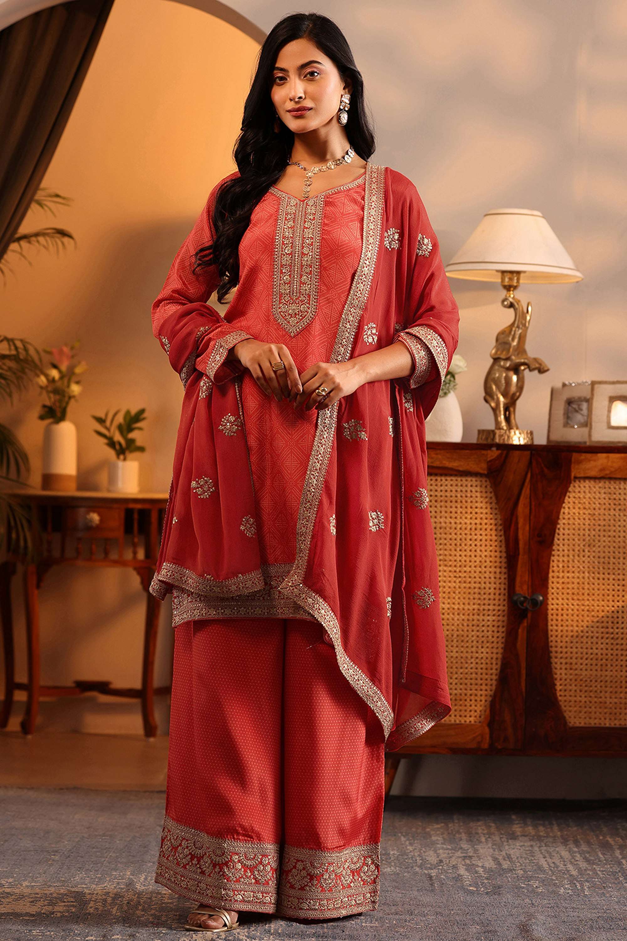 Bandhani-Blended-Fabric-V-Neck-Women-s-Festive-Wear-Kurta-Set