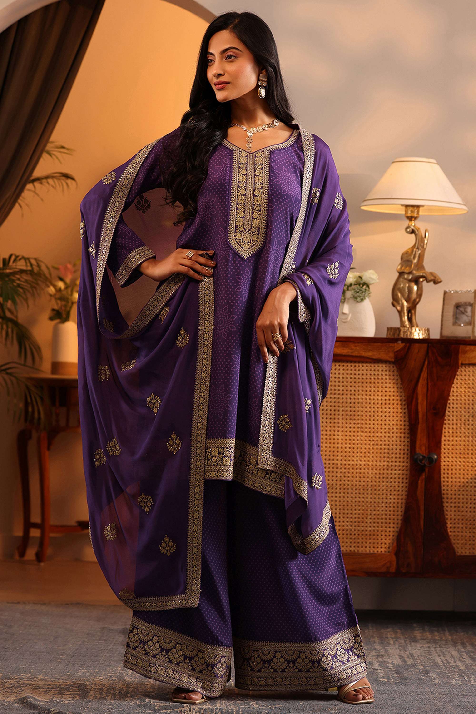 Bandhani-Blended-Fabric-V-Neck-Women-s-Festive-Wear-Kurta-Set