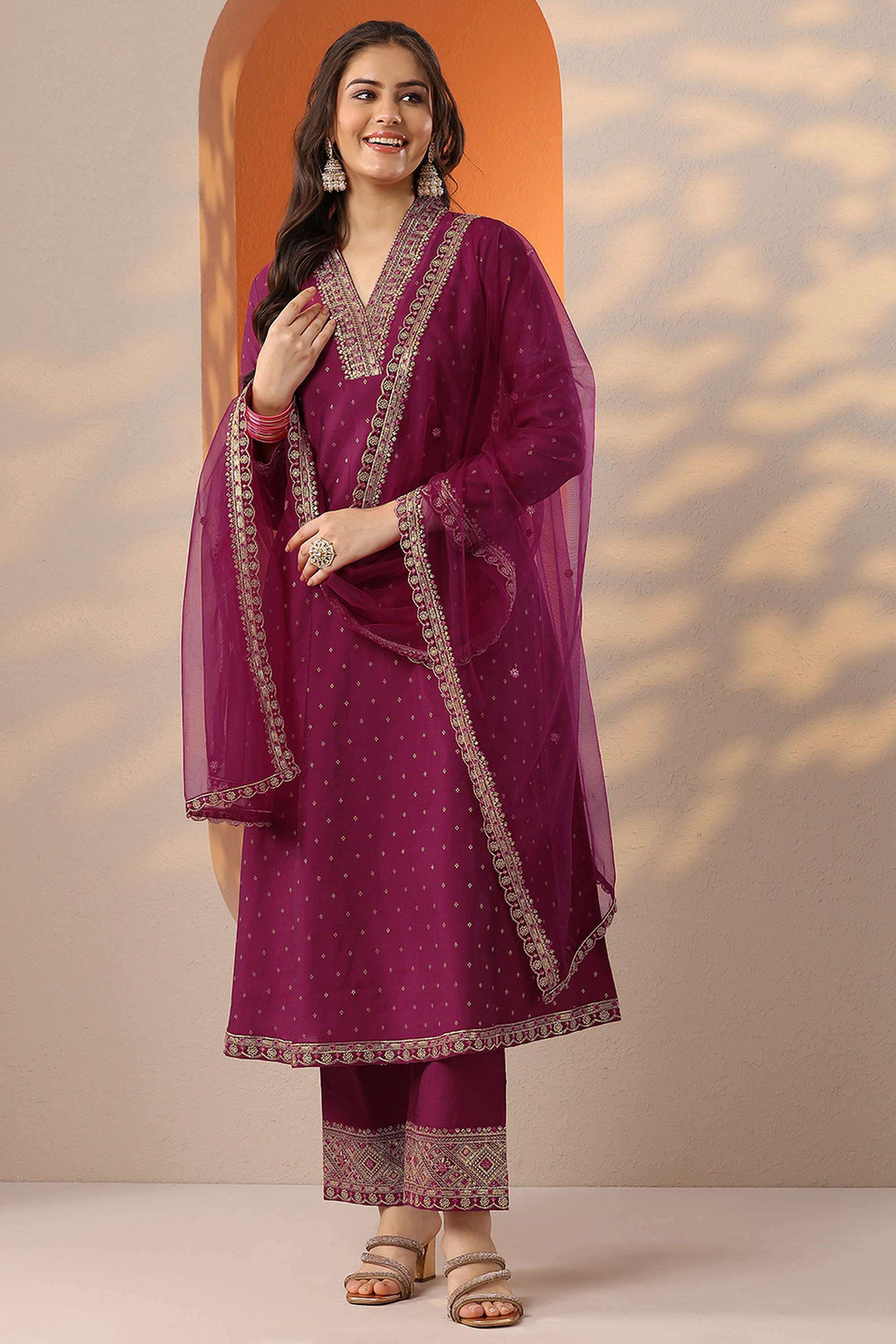 Floral-Blended-Fabric-Straight-Fit-Women-s-Kurta-Set