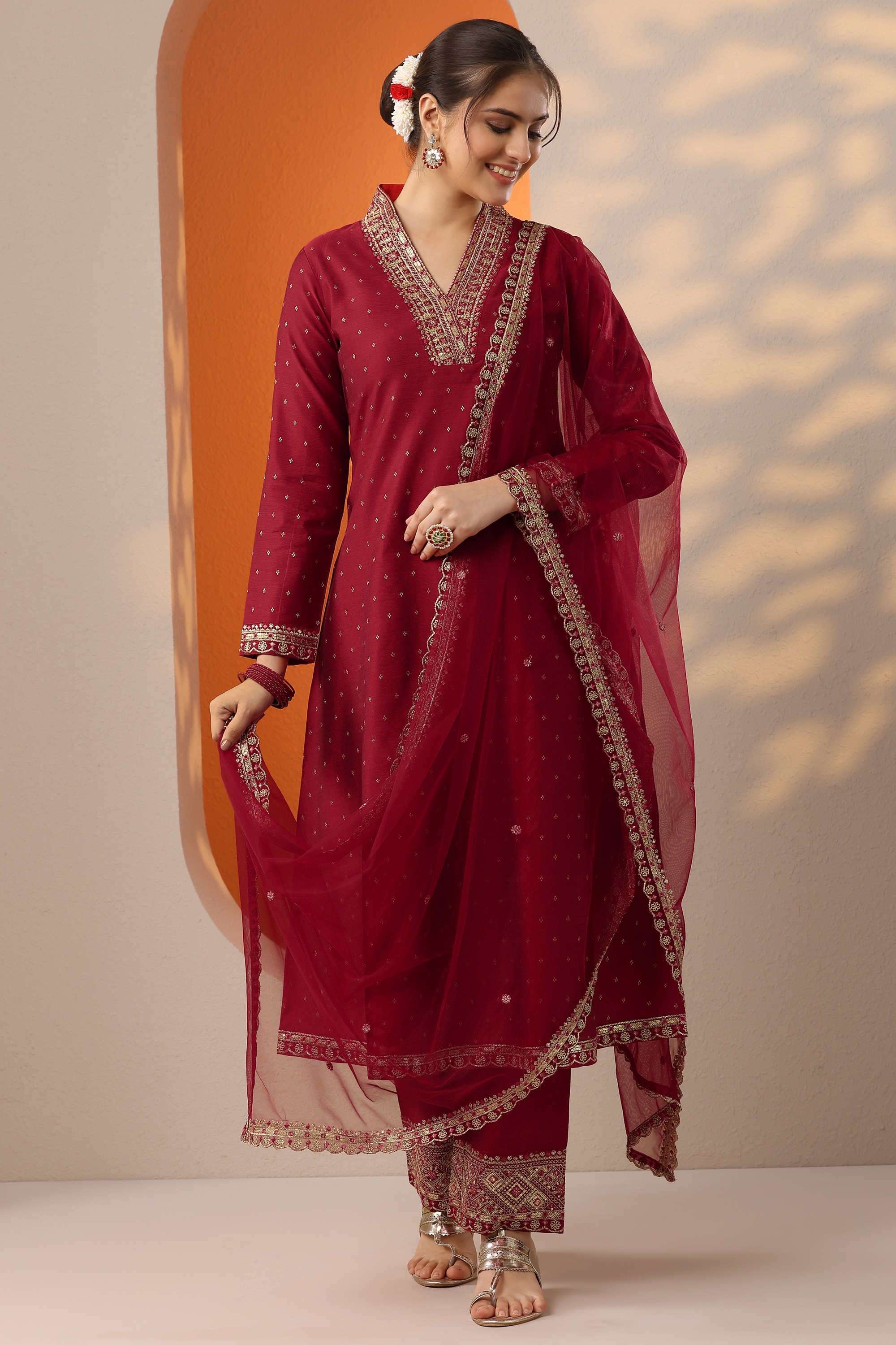 Floral-Blended-Fabric-Straight-Fit-Women-s-Kurta-Set