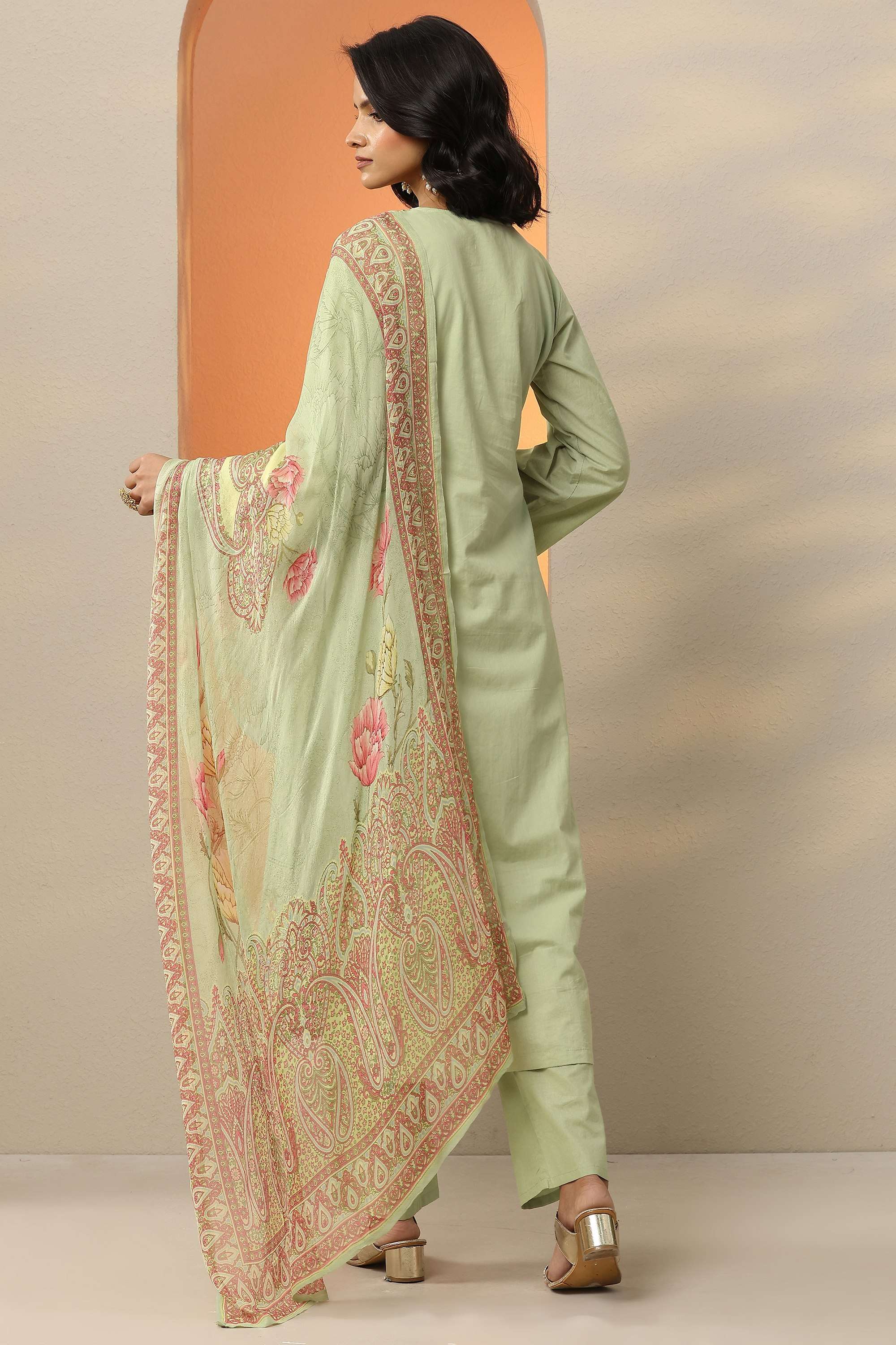 Floral-Cotton-V-Neck-Women-s-Festive-Wear-Kurta-Set