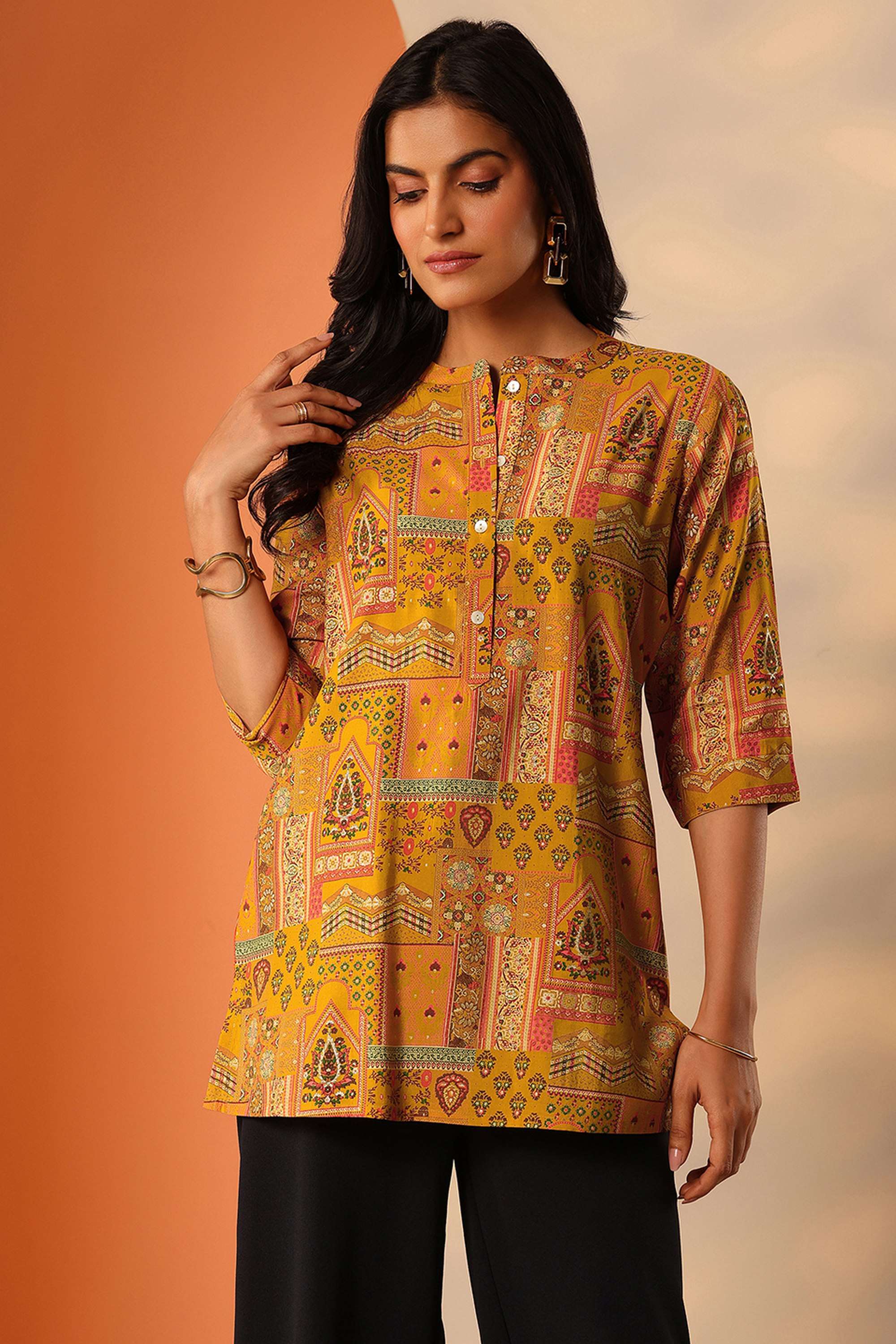 Printed-Blended-Fabric-Round-Neck-Women-s-Festive-Wear-Kurti