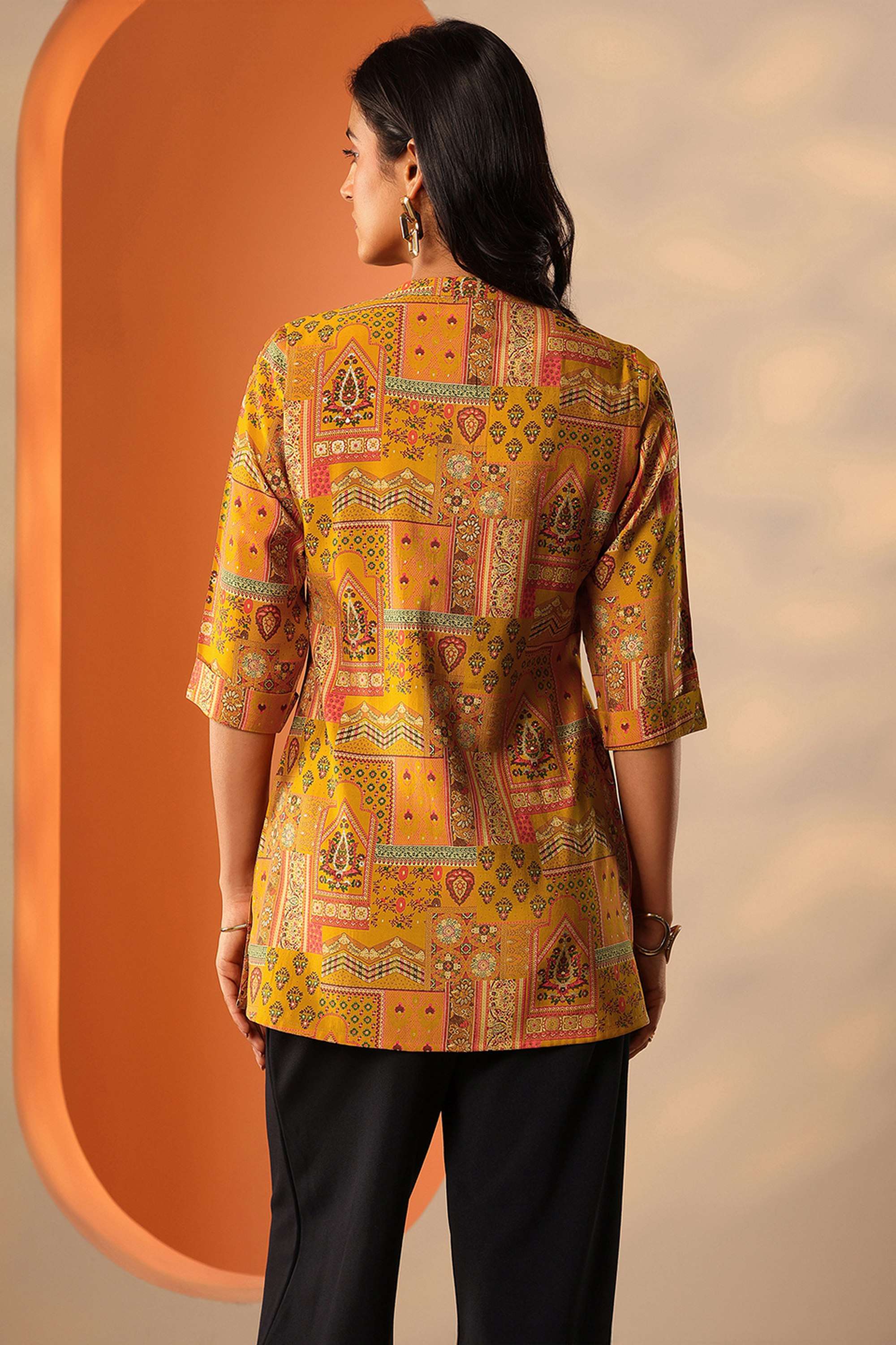 Printed-Blended-Fabric-Round-Neck-Women-s-Festive-Wear-Kurti