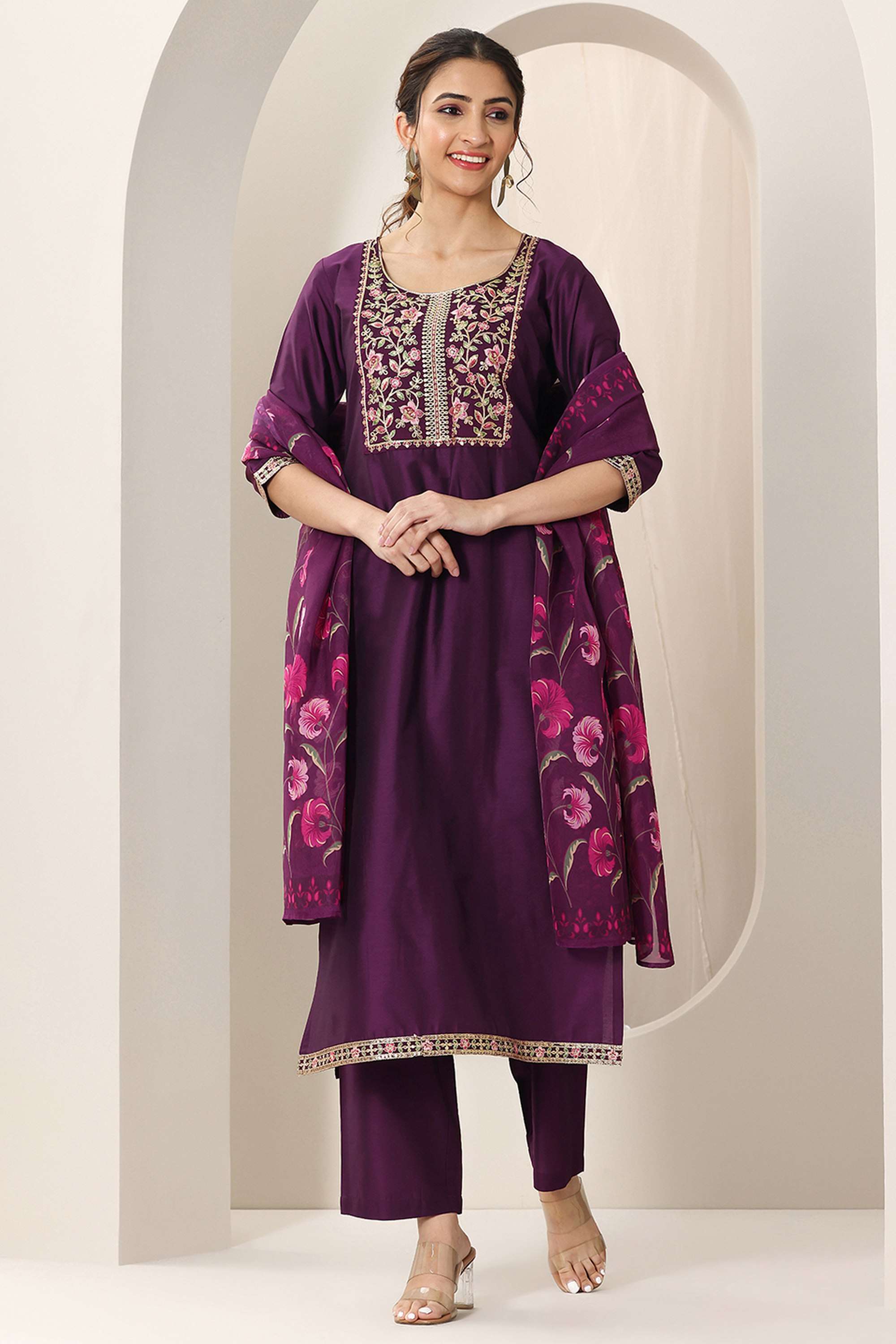 Floral-Round-Neck-Silk-Women-Kurta-Set