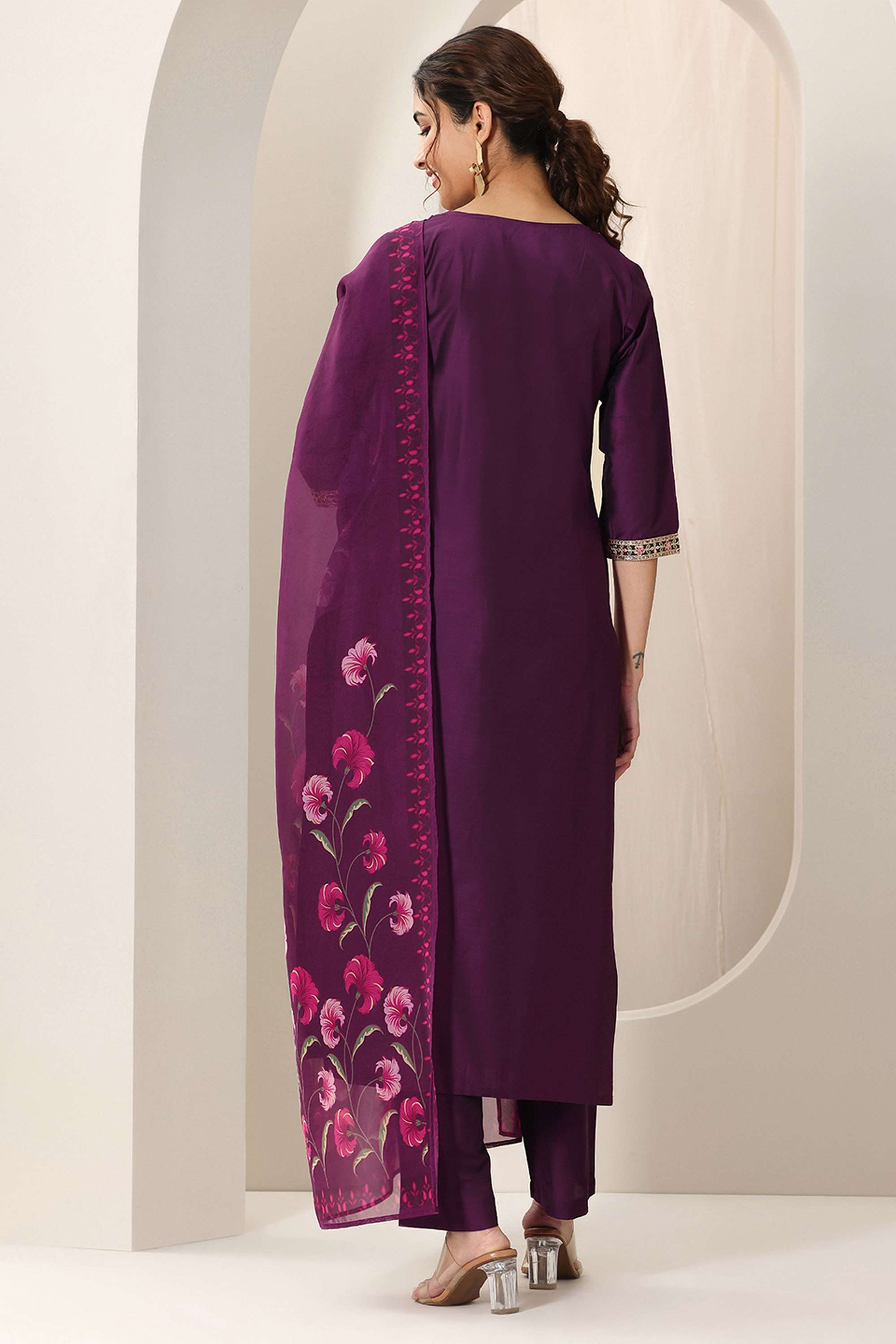 Floral-Round-Neck-Silk-Women-Kurta-Set