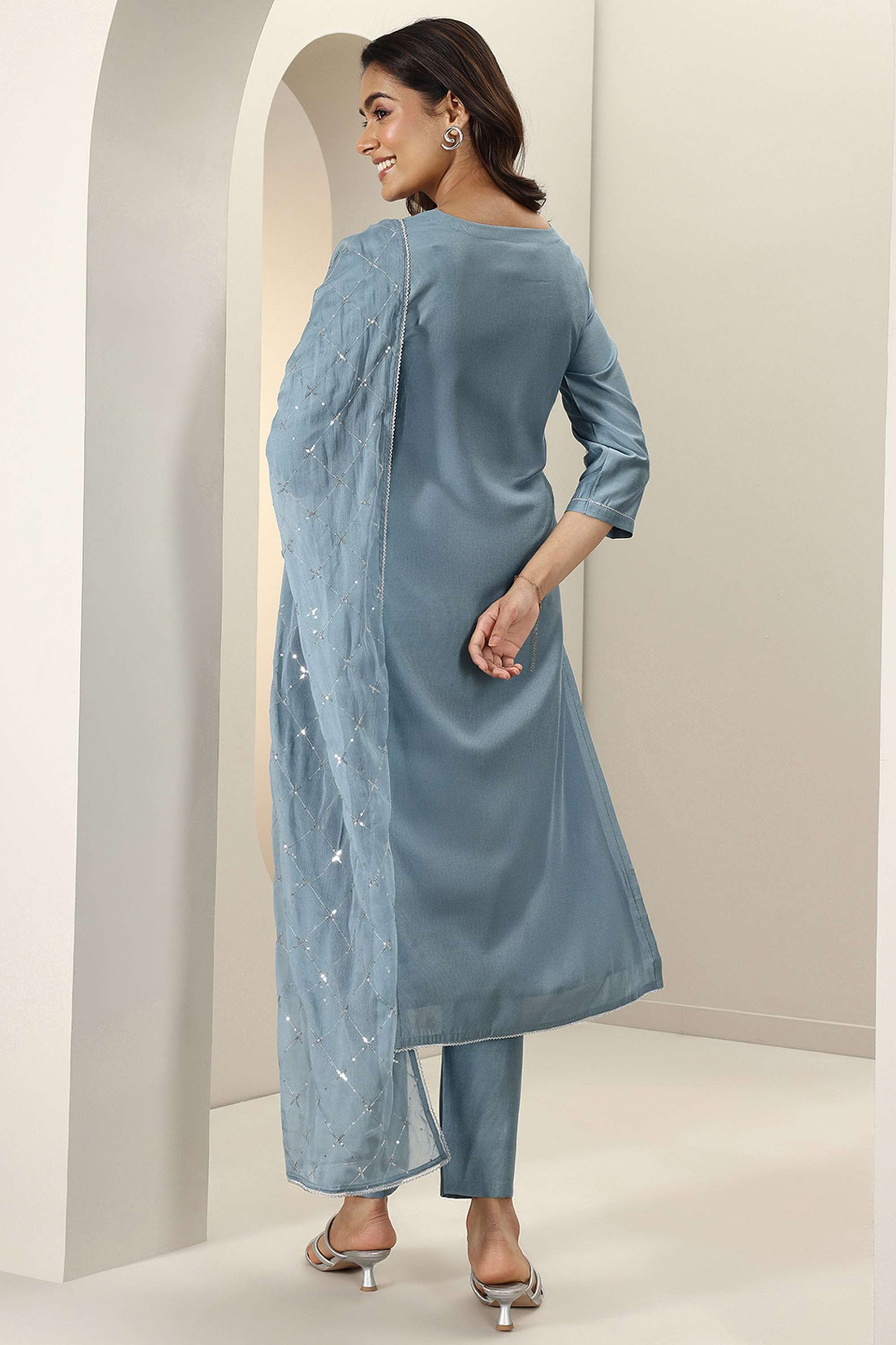 Bandhani-Scoop-Neck-Silk-Women-Kurta-Set