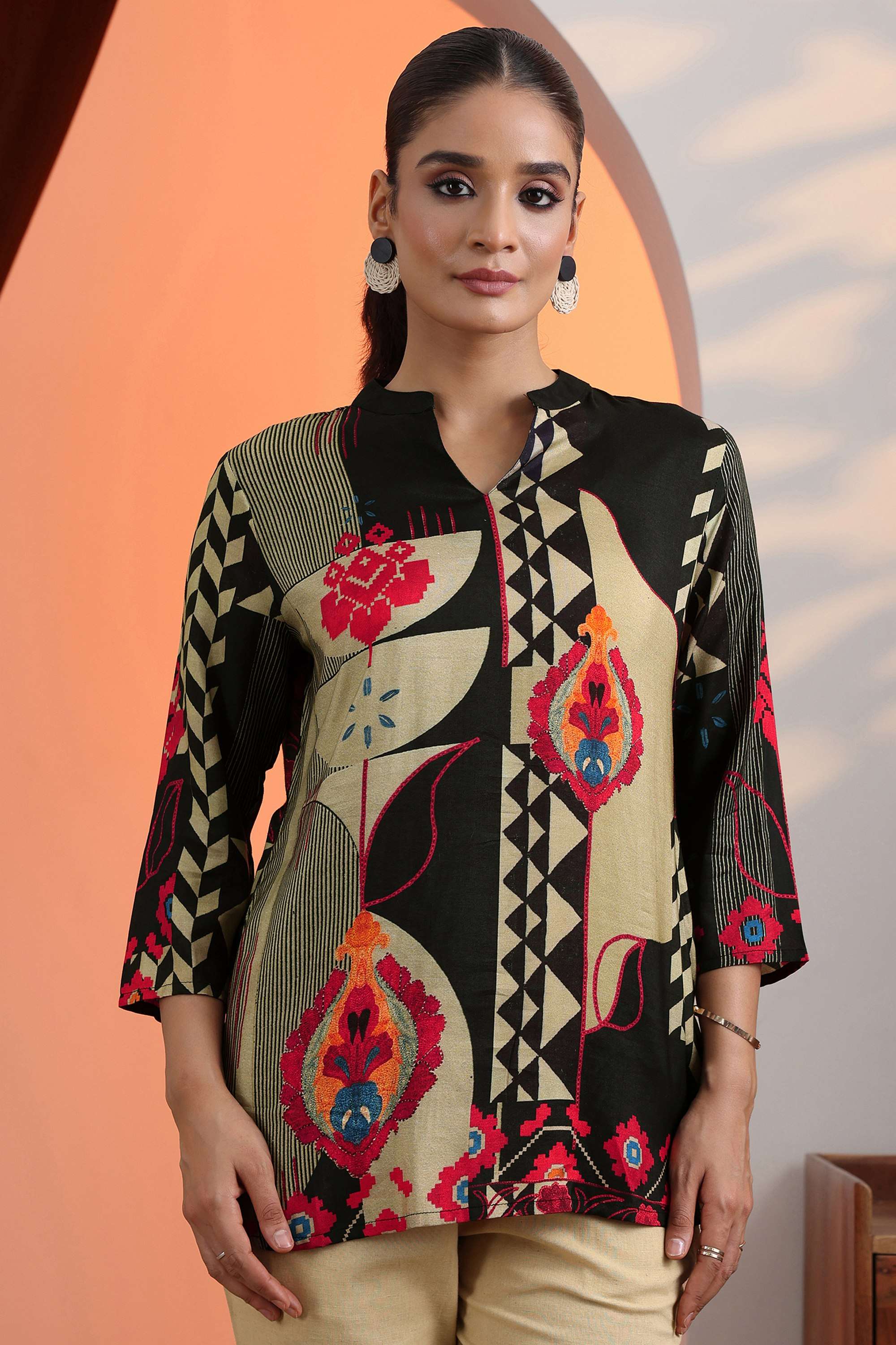 Textured-Muslin-Round-Neck-Women-s-Casual-Wear-Kurti