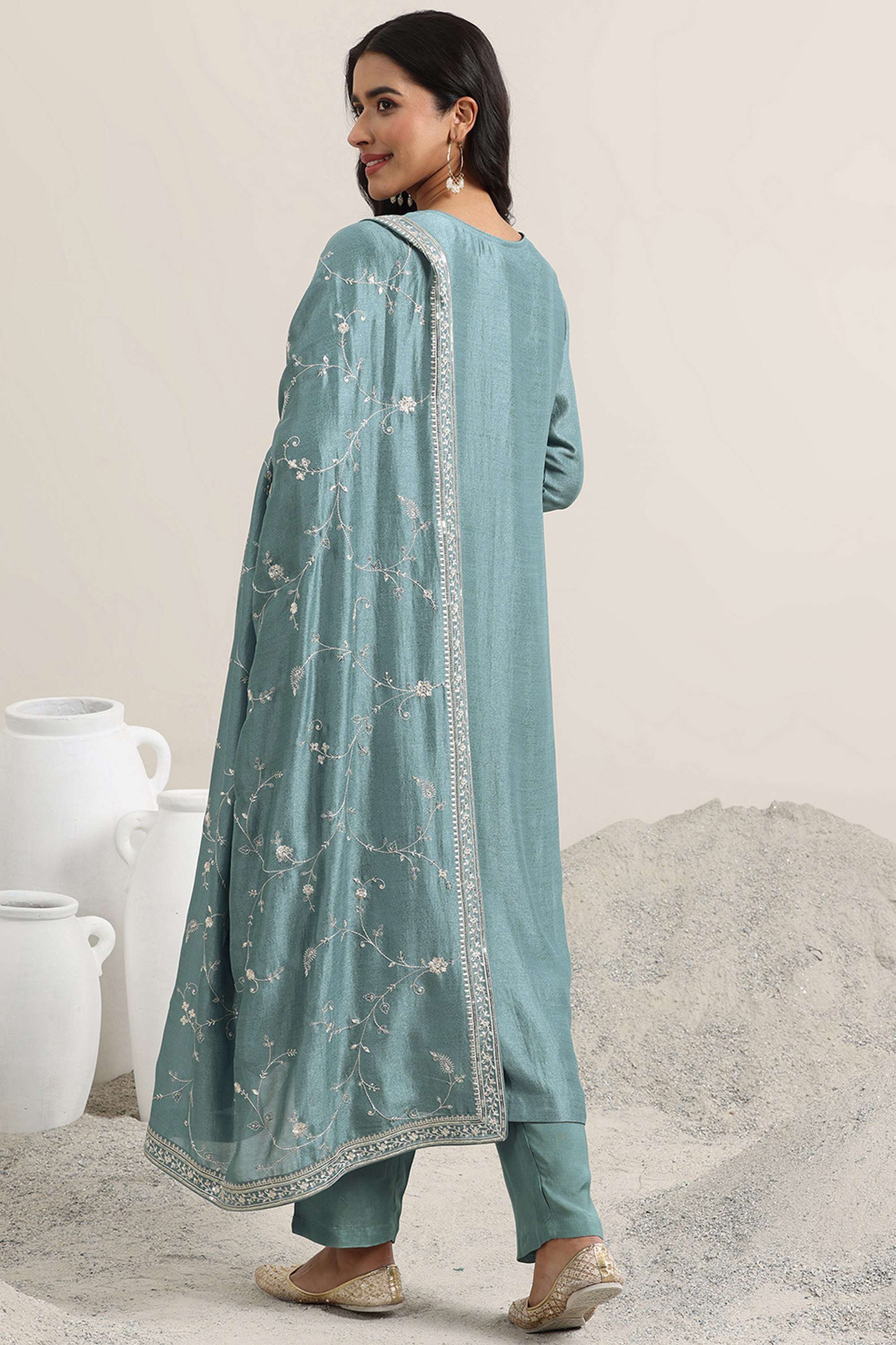 Embroidered-Blended-Fabric-V-Neck-Women-s-Festive-Wear-Kurta-Set