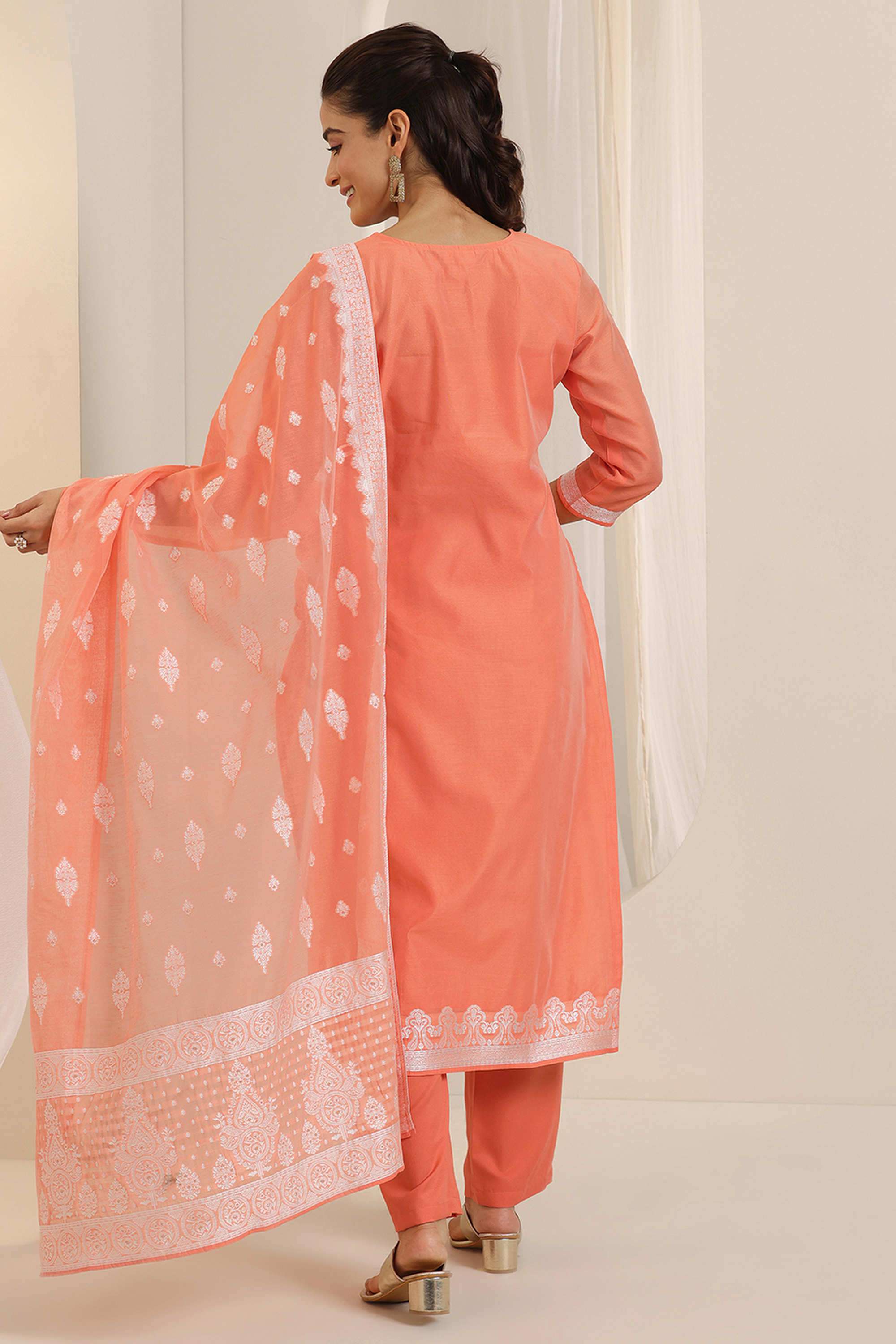 Printed-Calf-Length-Silk-Blend-Woven-Women-s-Kurta-Set