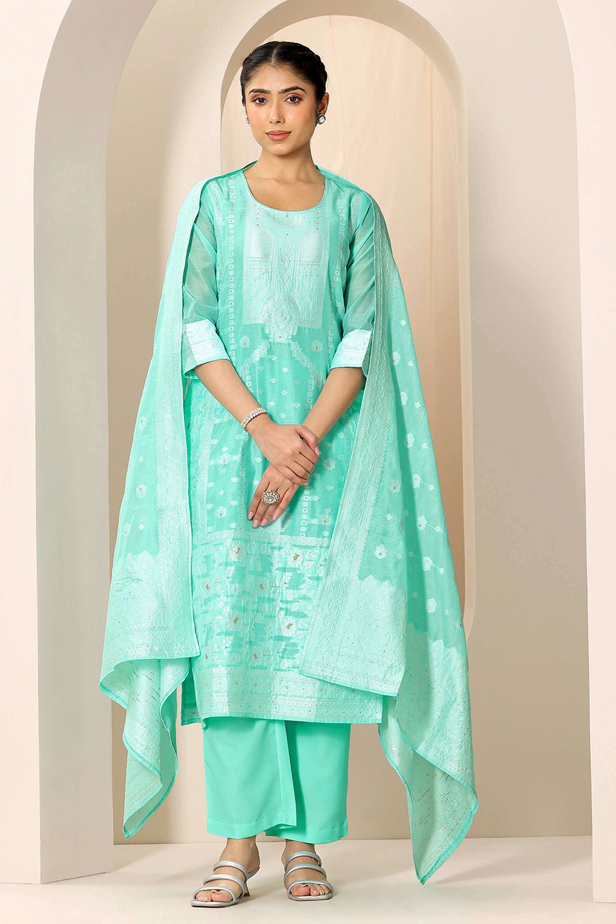 Floral-Calf-Length-Silk-Blend-Woven-Women-s-Kurta-Set