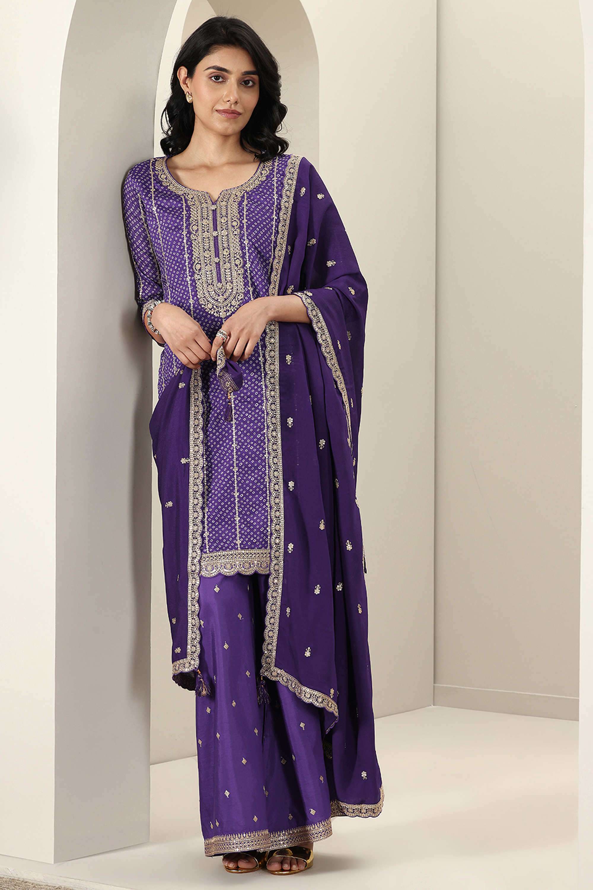 Bandhani-Blended-Fabric-Straight-Fit-Women-s-Kurta-Set