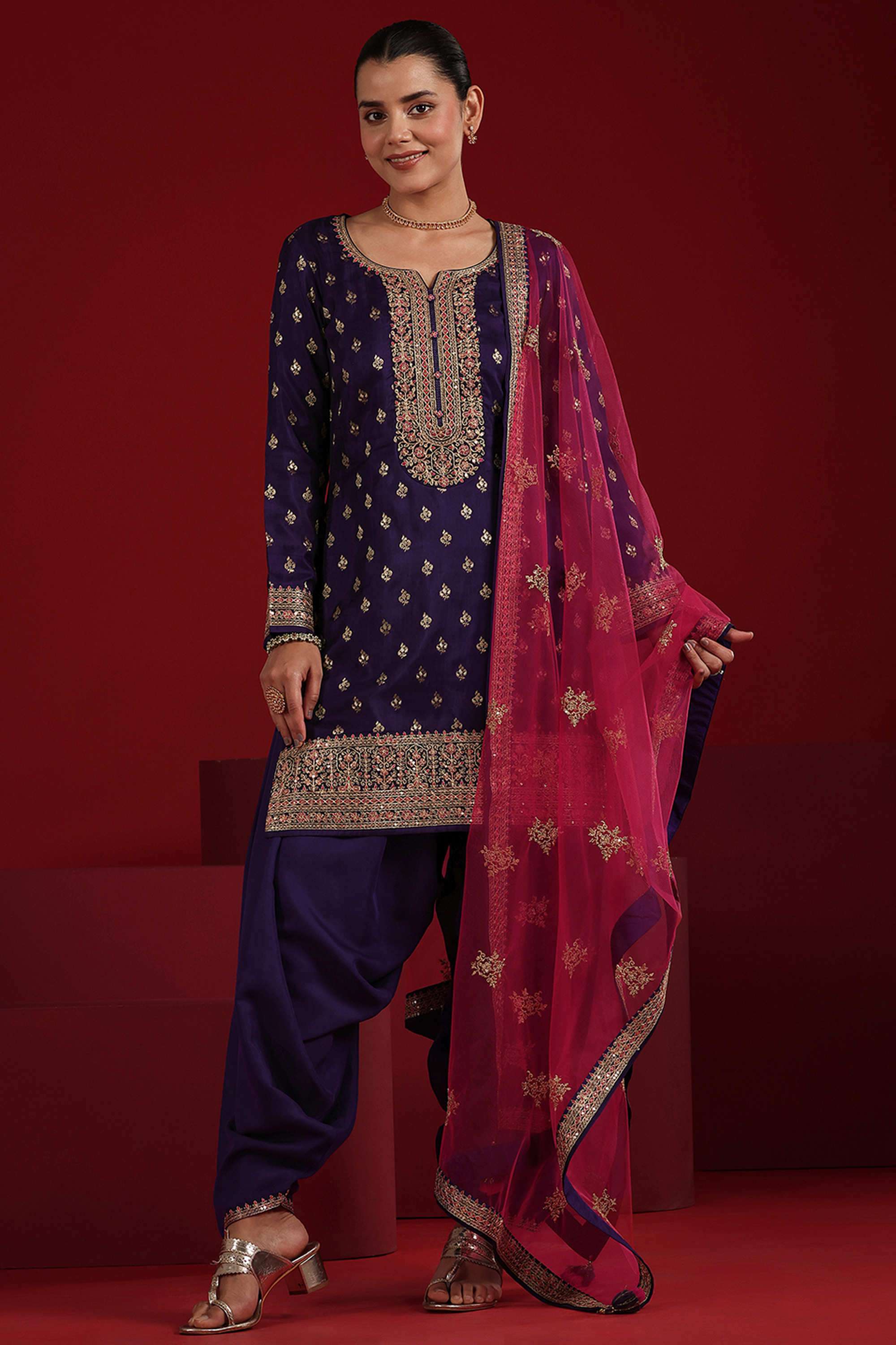 Embroidered-Knee-Length-Silk-Blend-Woven-Women-s-Kurta-Set
