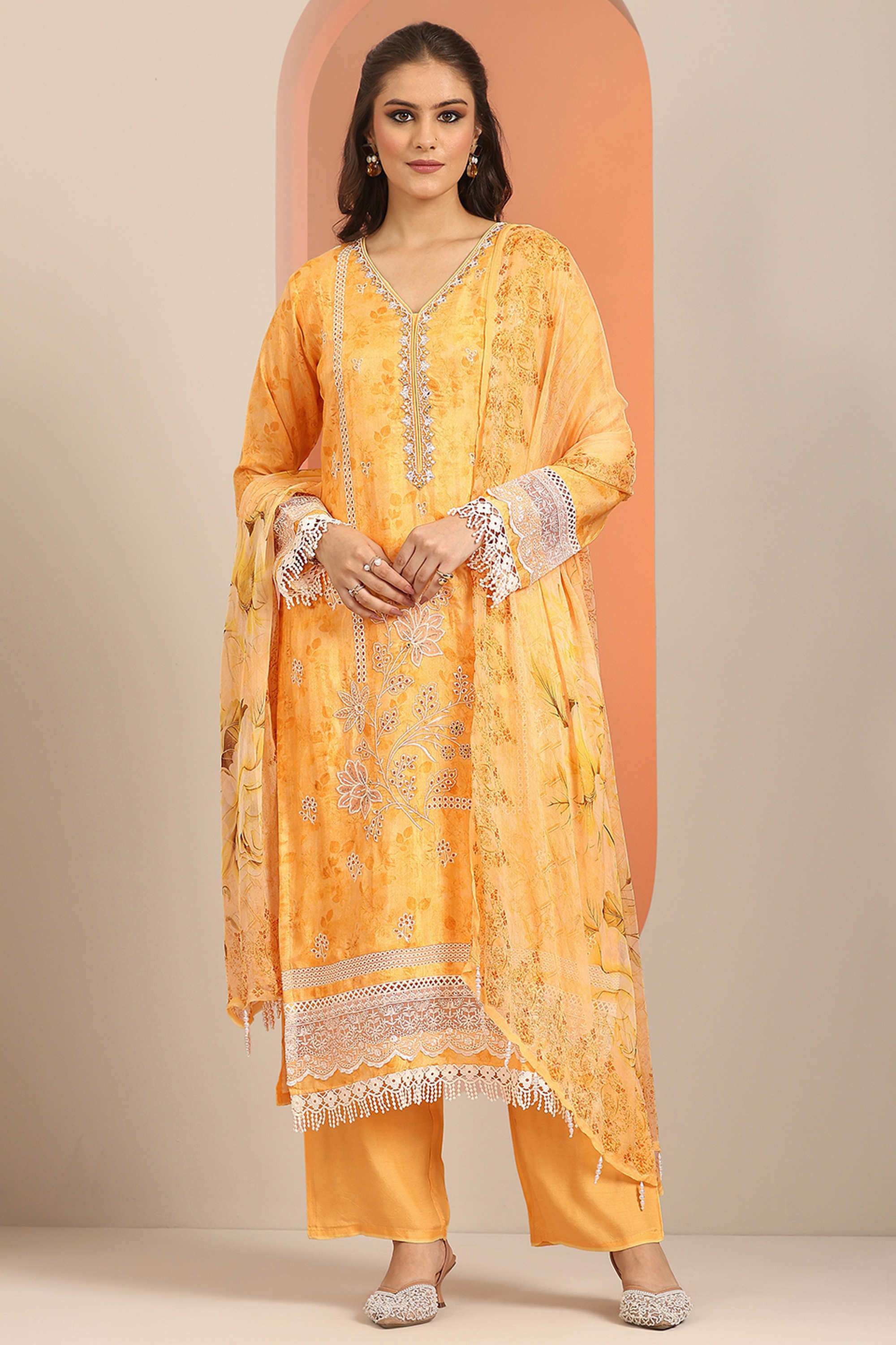 Embroidered-Calf-Length-Muslin-Woven-Women-s-Kurta-Set