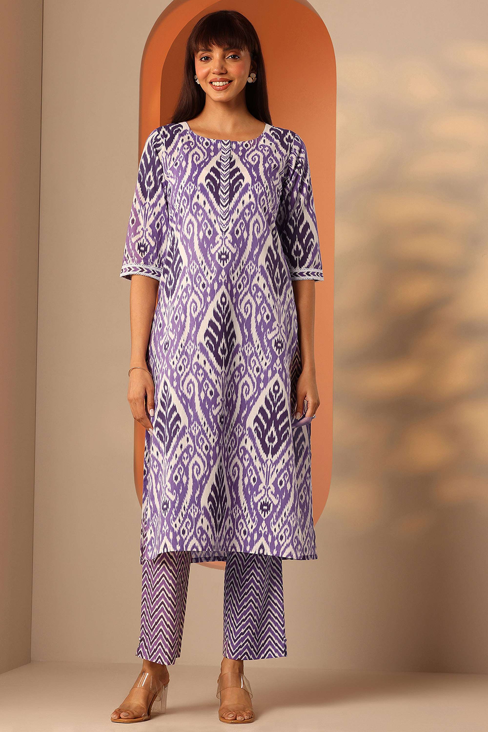 Printed-Cotton-Round-Neck-Women-s-Festive-Wear-Kurta-Set