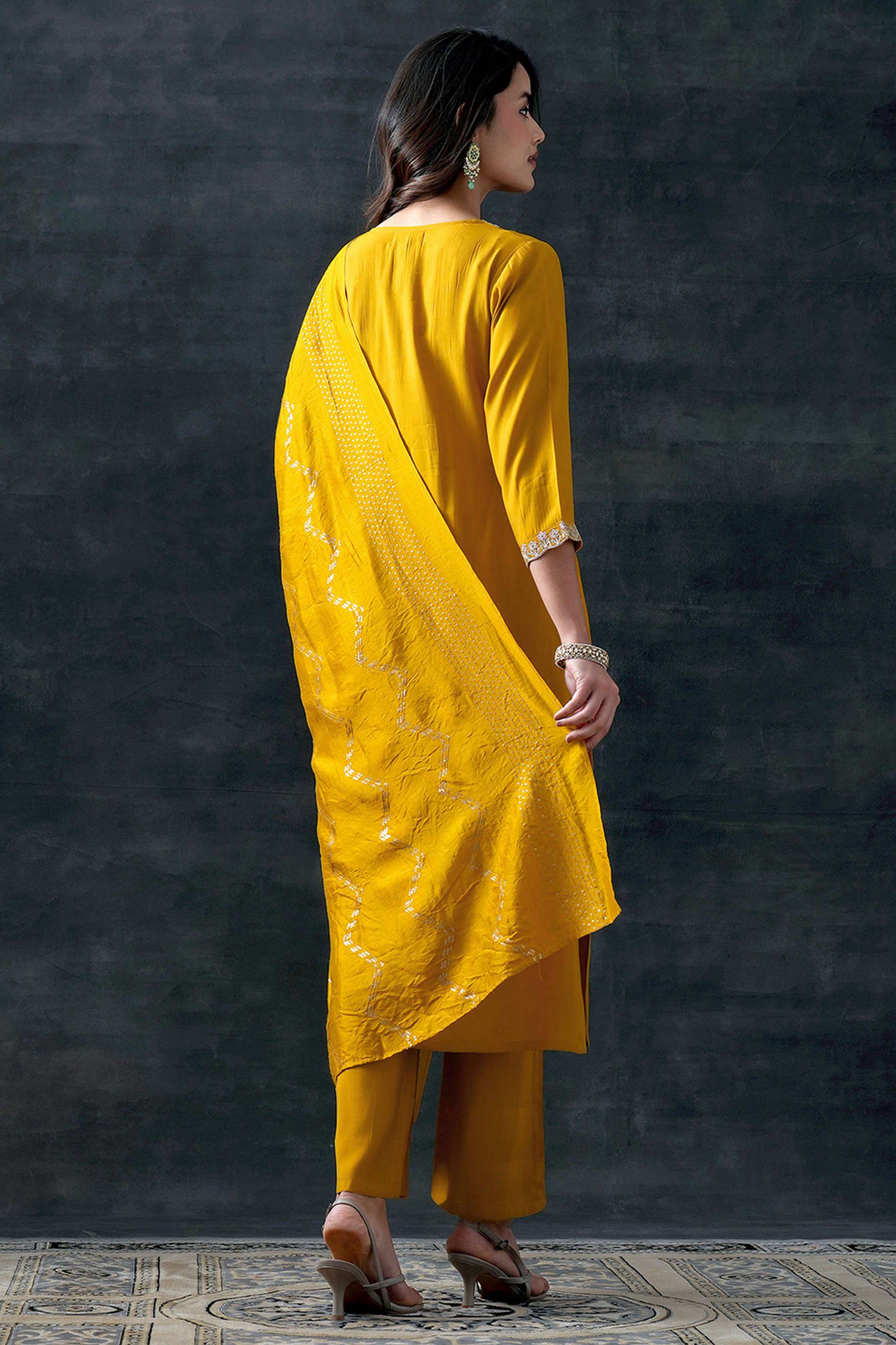 Traditional-Blended-Fabric-Straight-Fit-Women-s-Kurta-Set