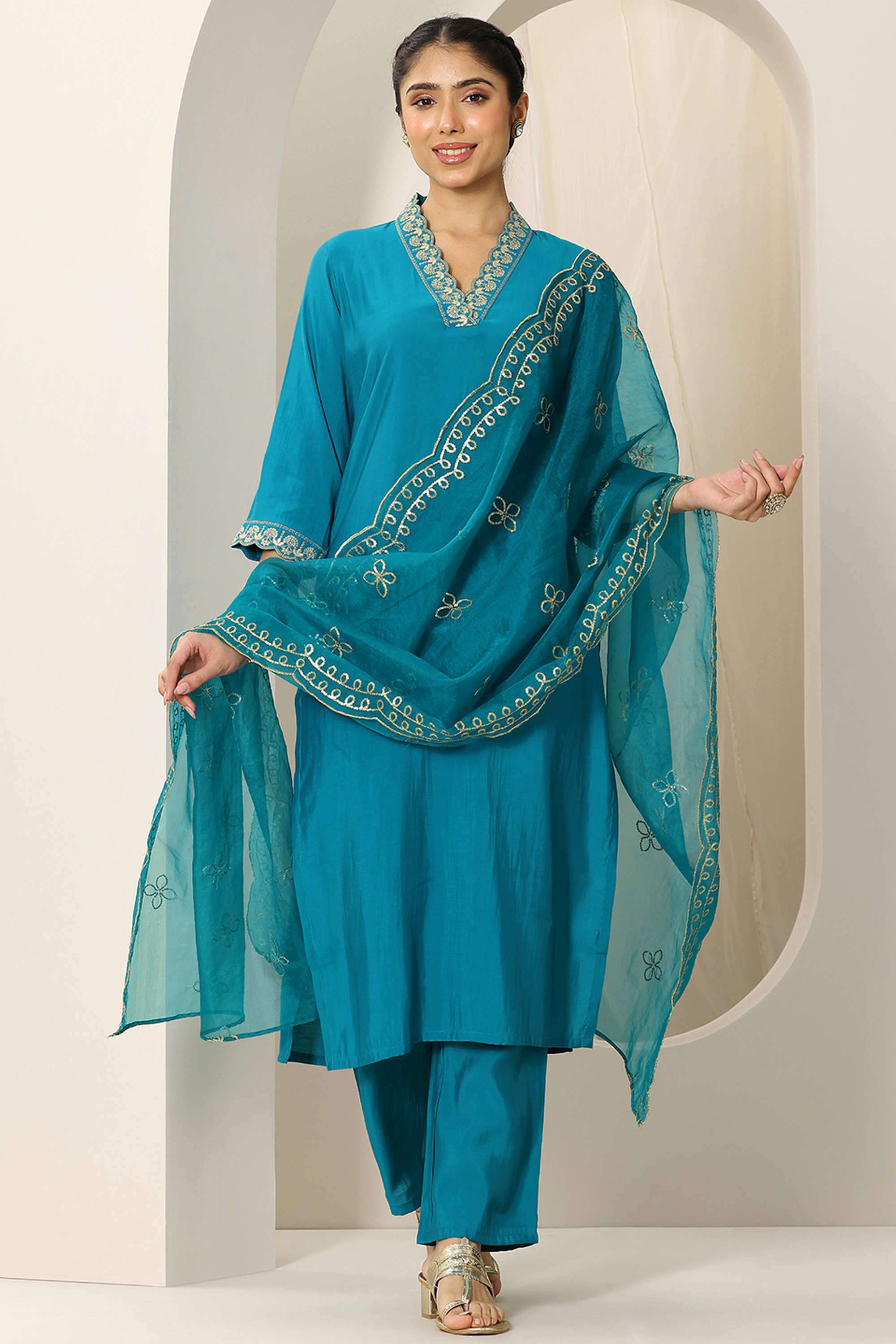 Embellished-Calf-Length-Silk-Blend-Woven-Women-s-Kurta-Set