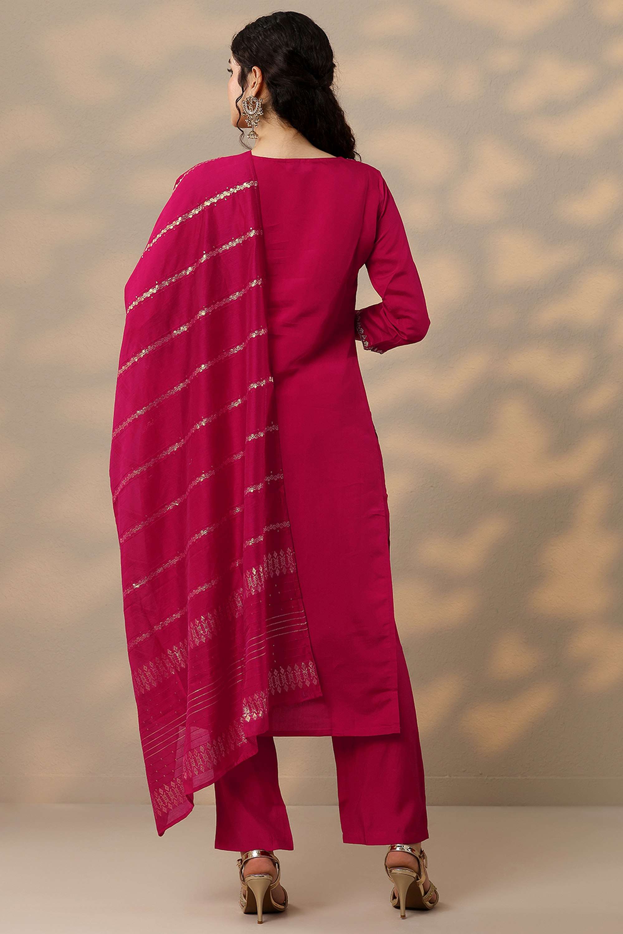 Textured-Blended-Fabric-Round-Neck-Women-s-Festive-Wear-Kurta-Set