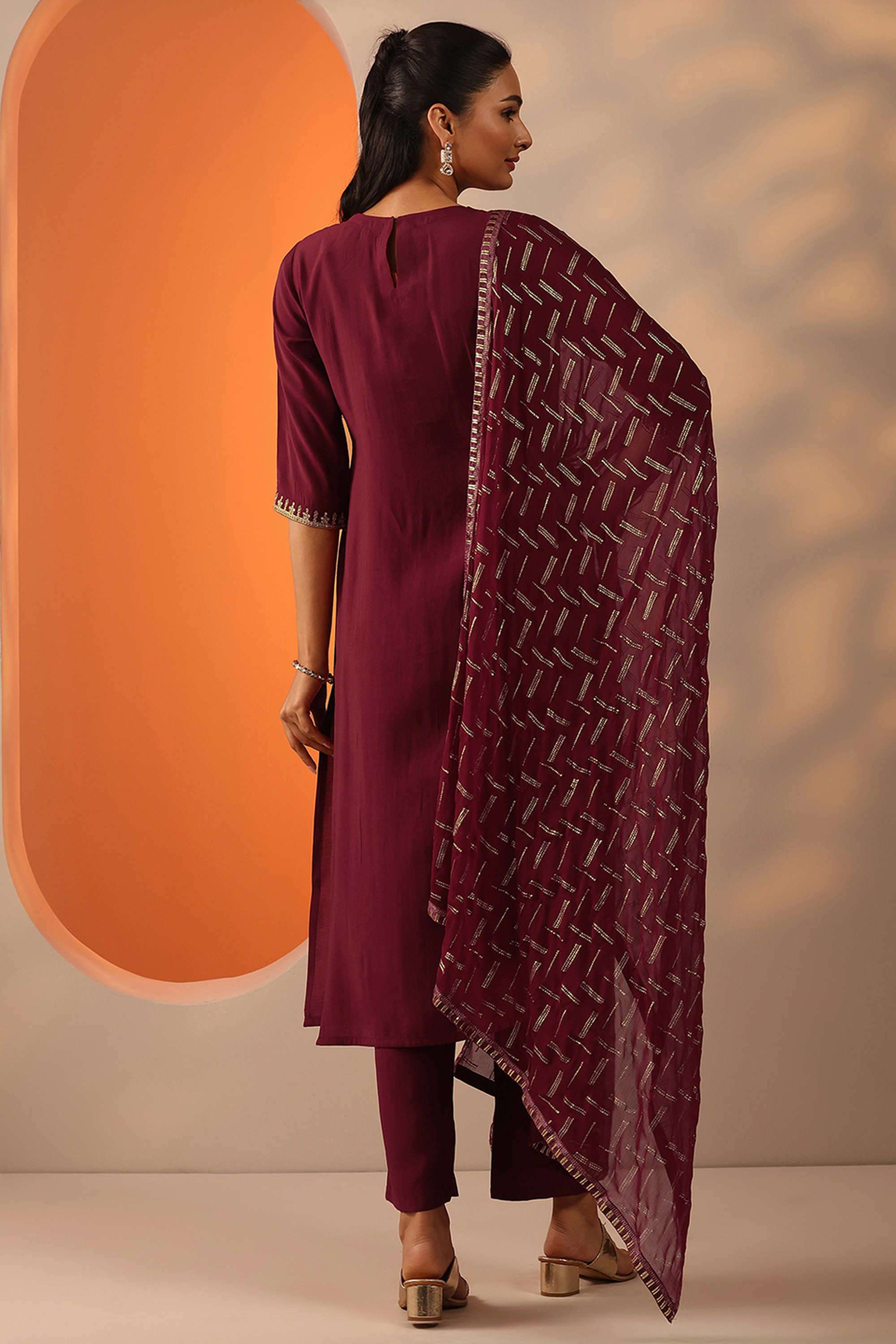Traditional-Blended-Fabric-Straight-Fit-Women-s-Kurta-Set