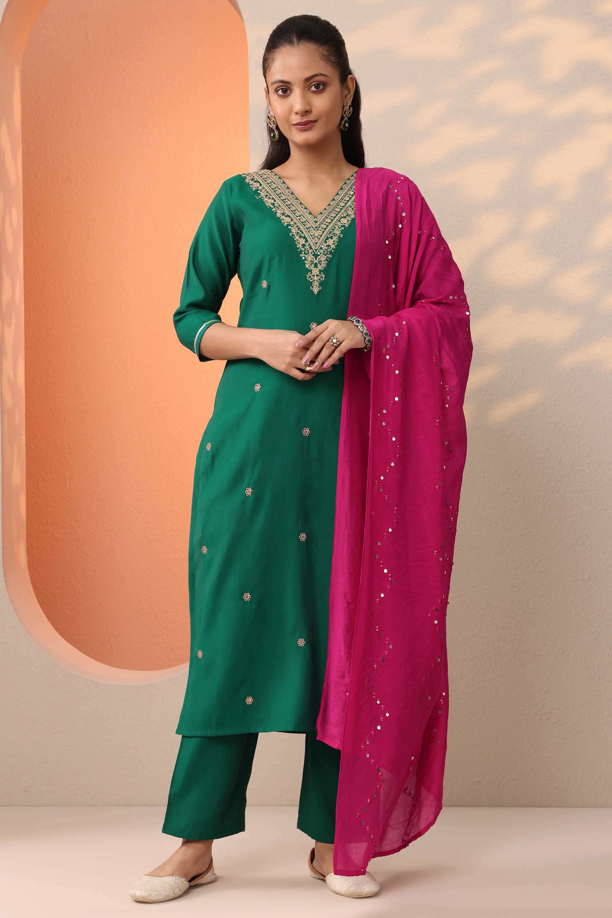 Traditional-Blended-Fabric-Straight-Fit-Women-s-Kurta-Set