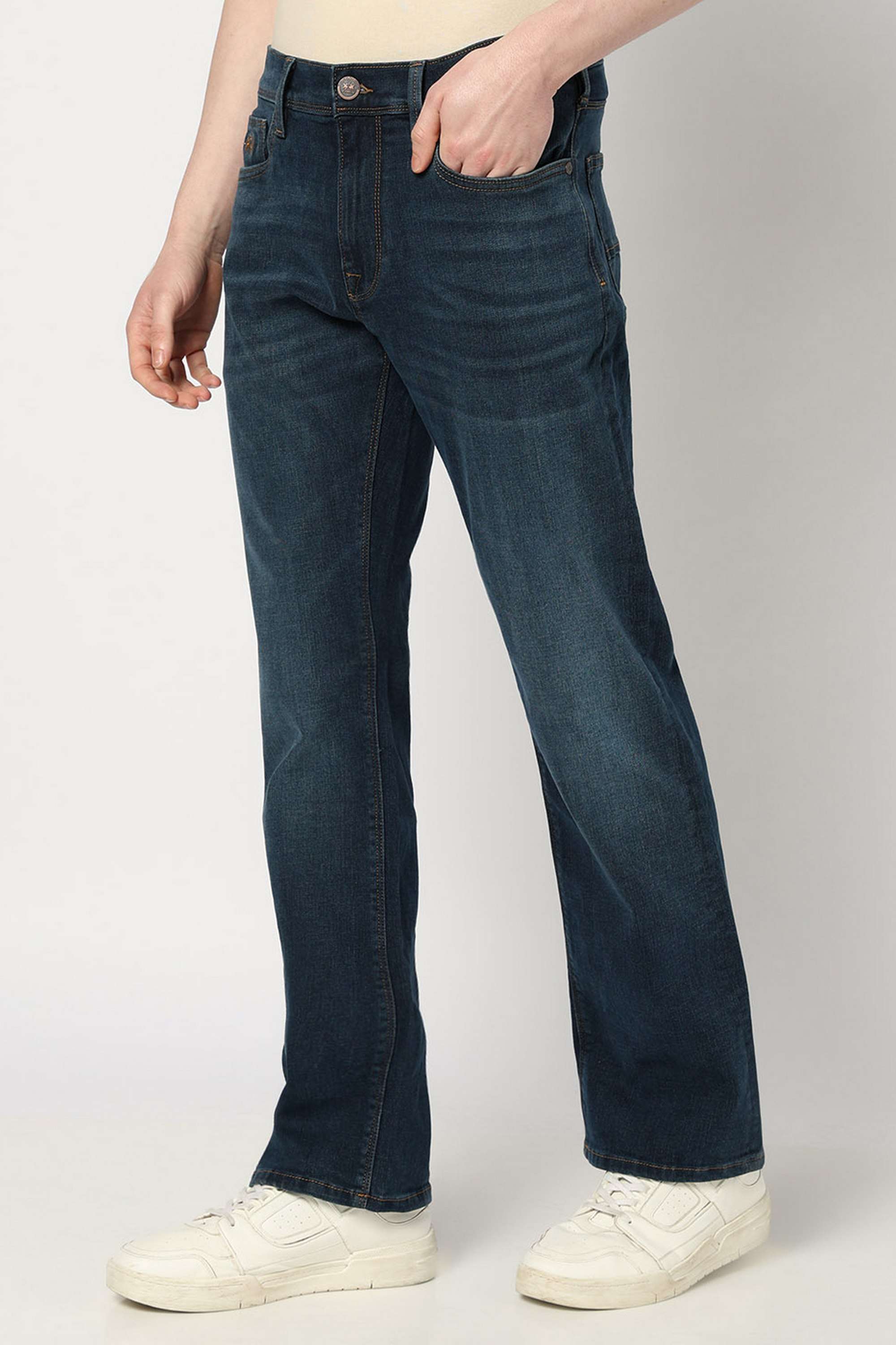 Solid-Blended-Fabric-Bootcut-Fit-Men-s-Jeans