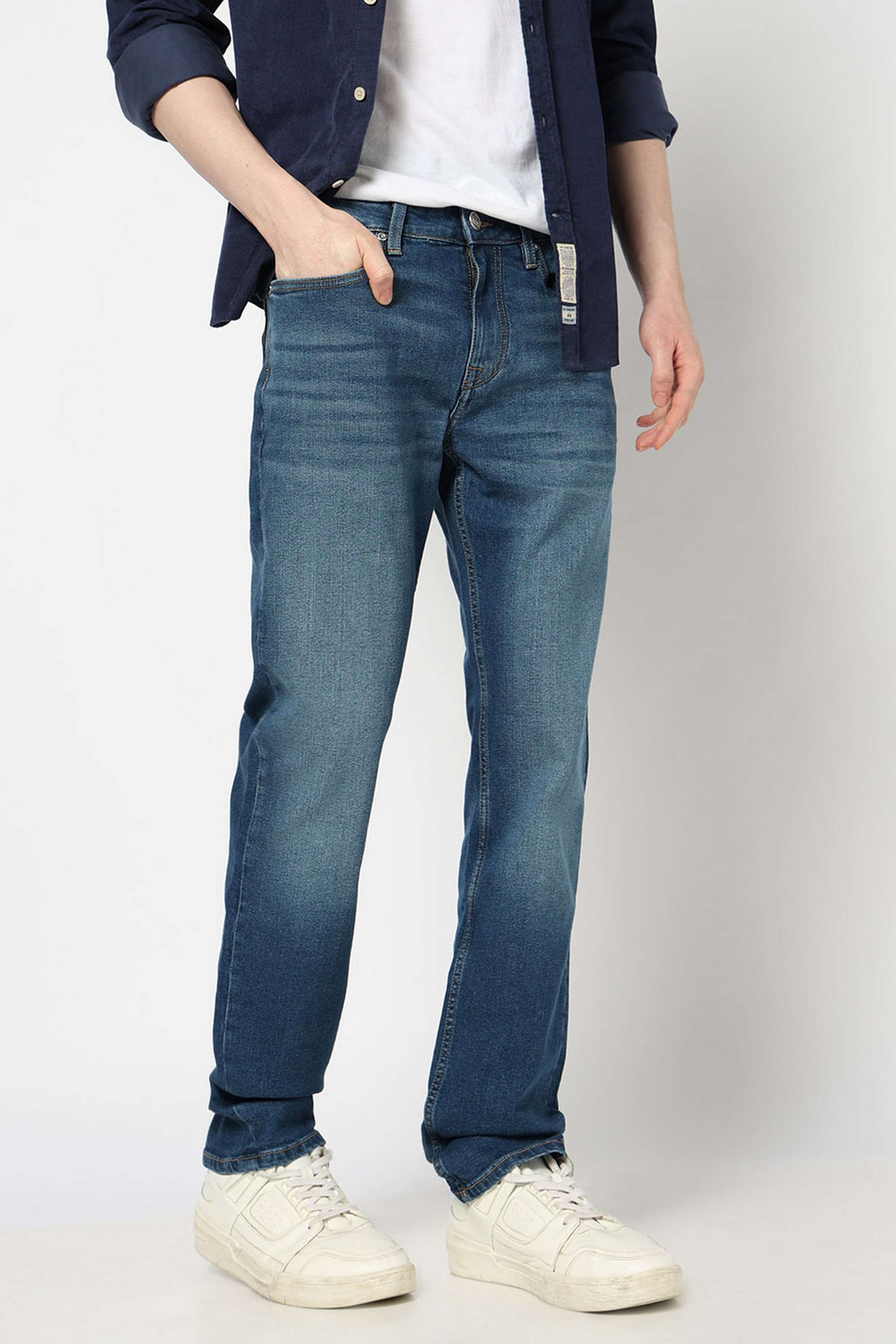 Solid-Cotton-Blend-Slim-Fit-Men-s-Jeans