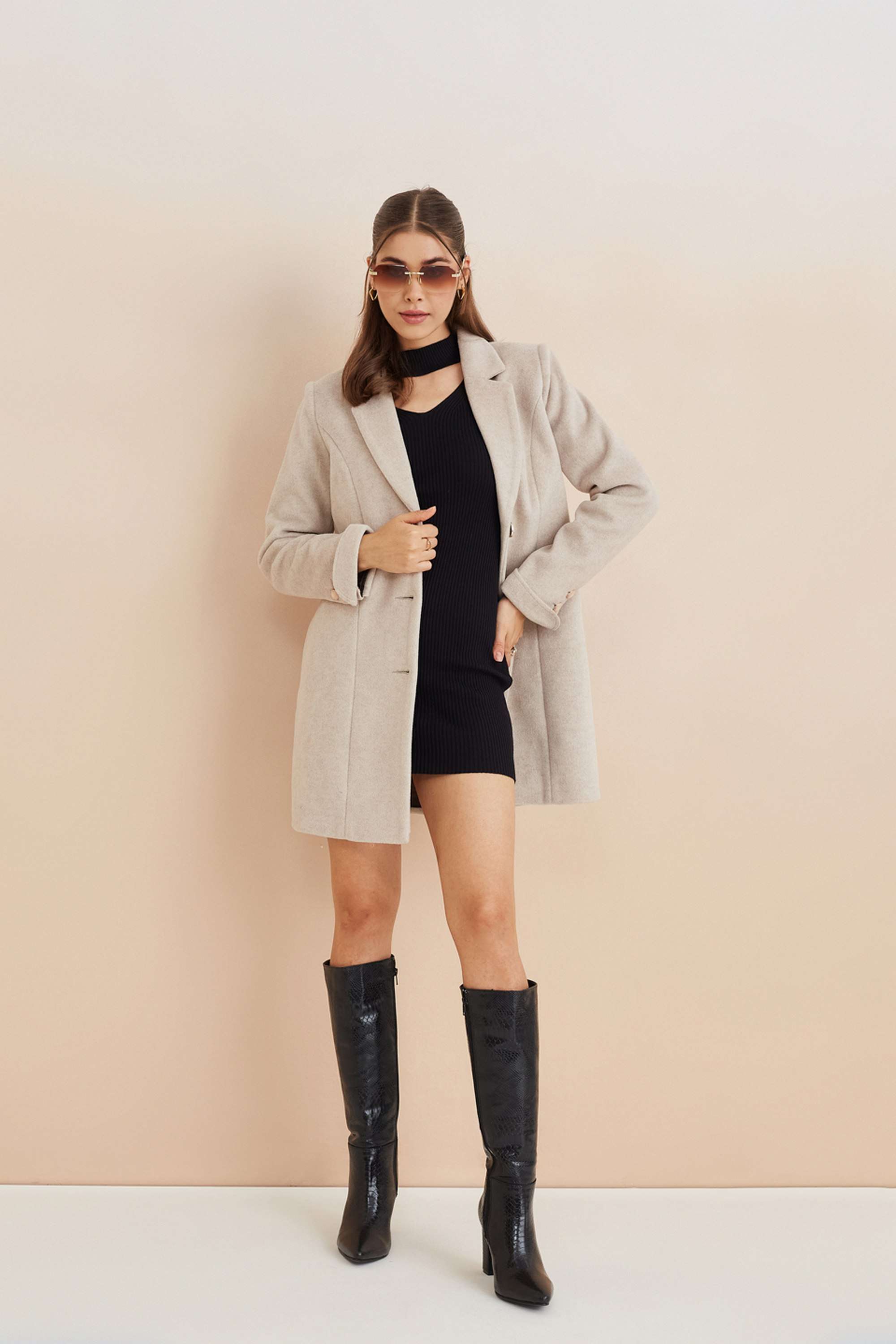Solid-Polyester-Collared-Women-s-Coat