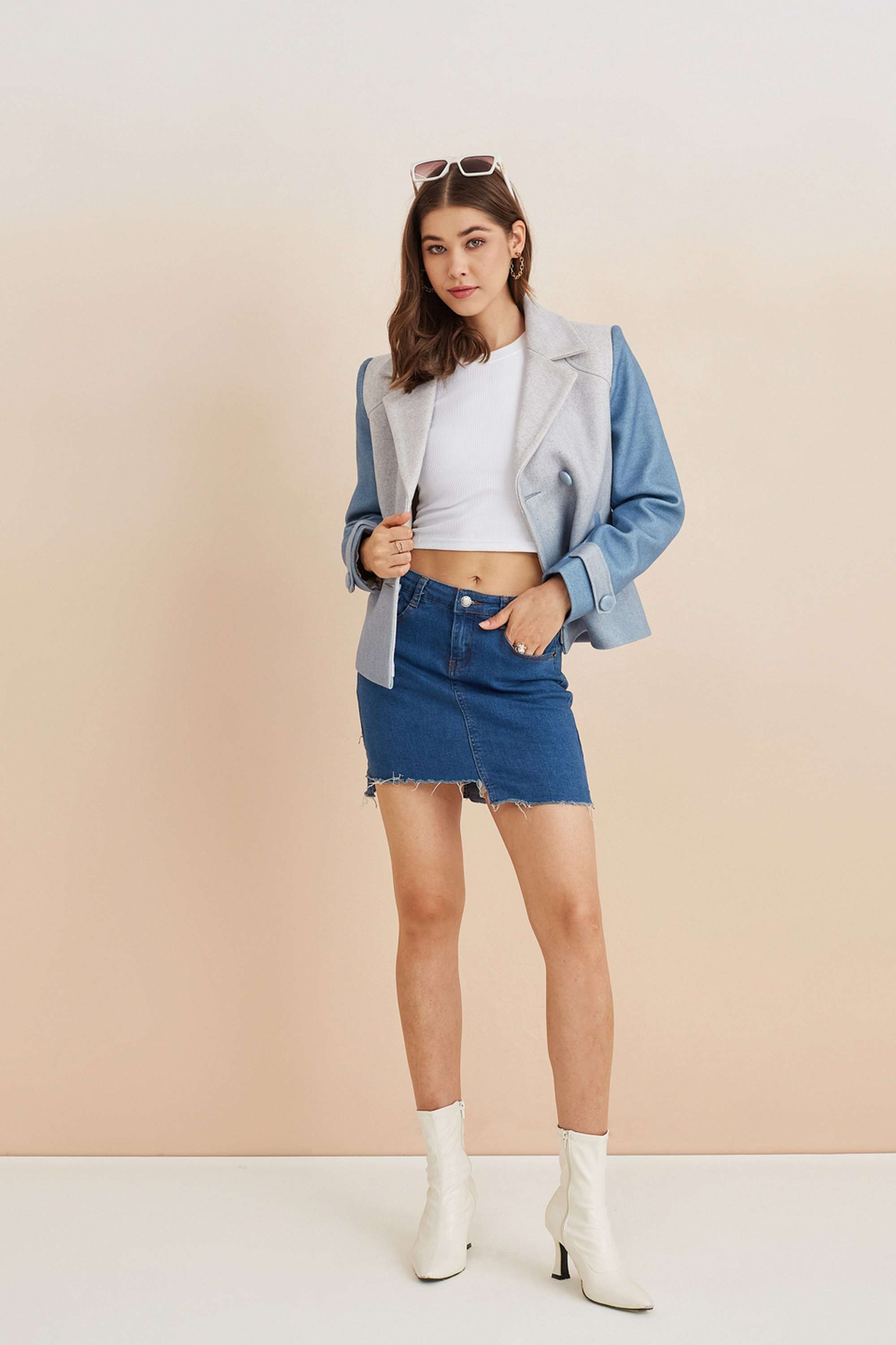 Solid-Polyester-Collared-Women-s-Coat