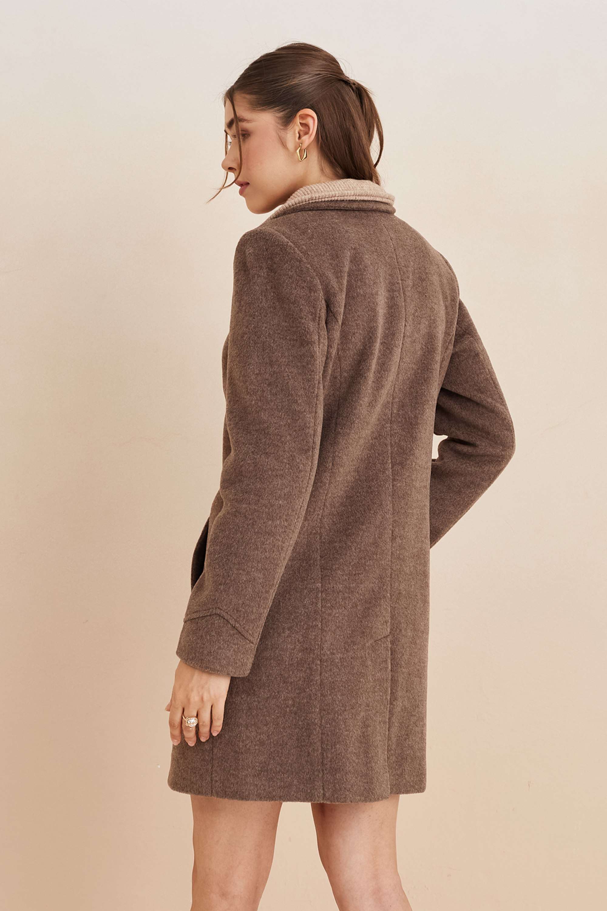 Solid-Polyester-Collared-Women-s-Coat