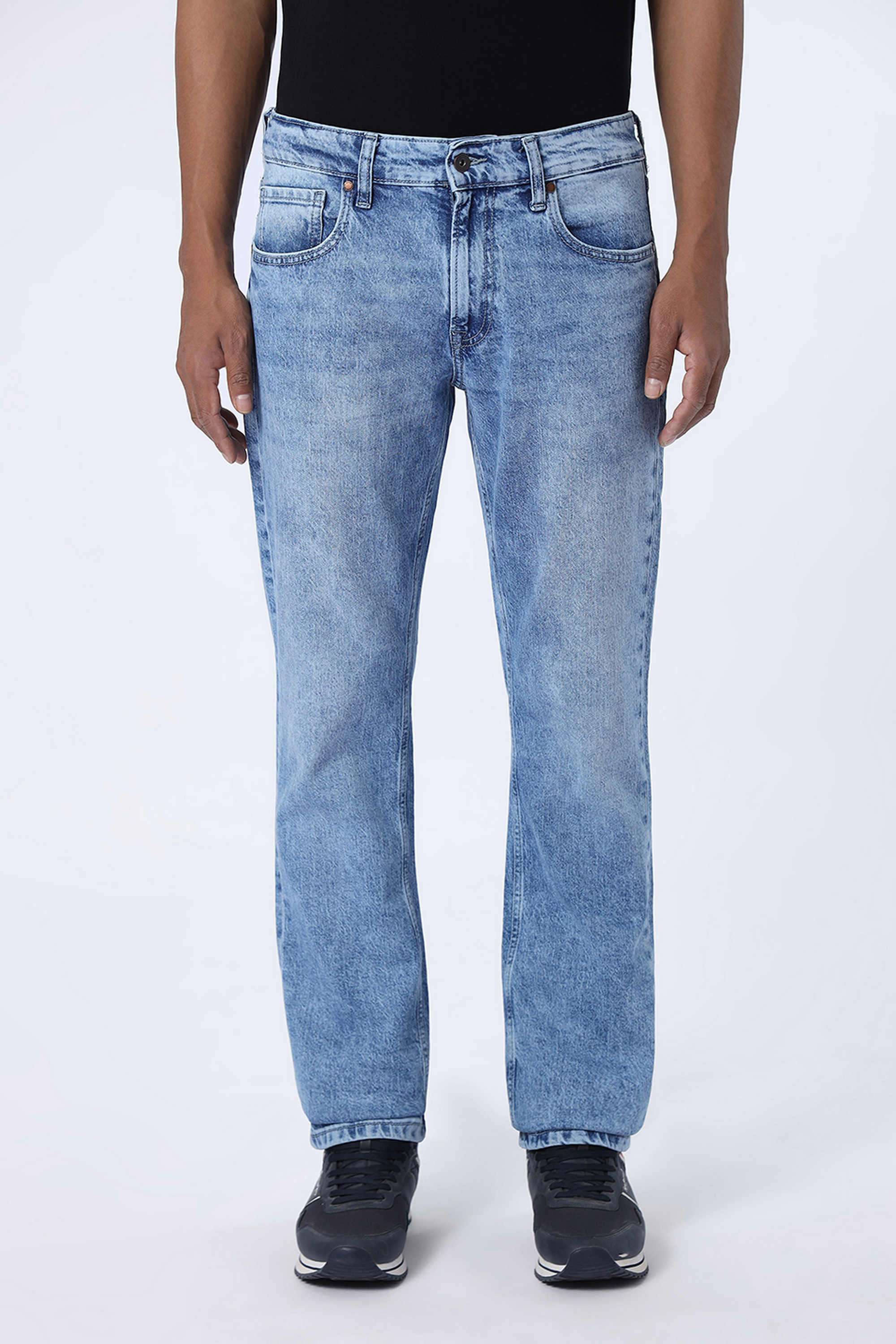 Light-Wash-Cotton-Straight-Fit-Men-Jeans