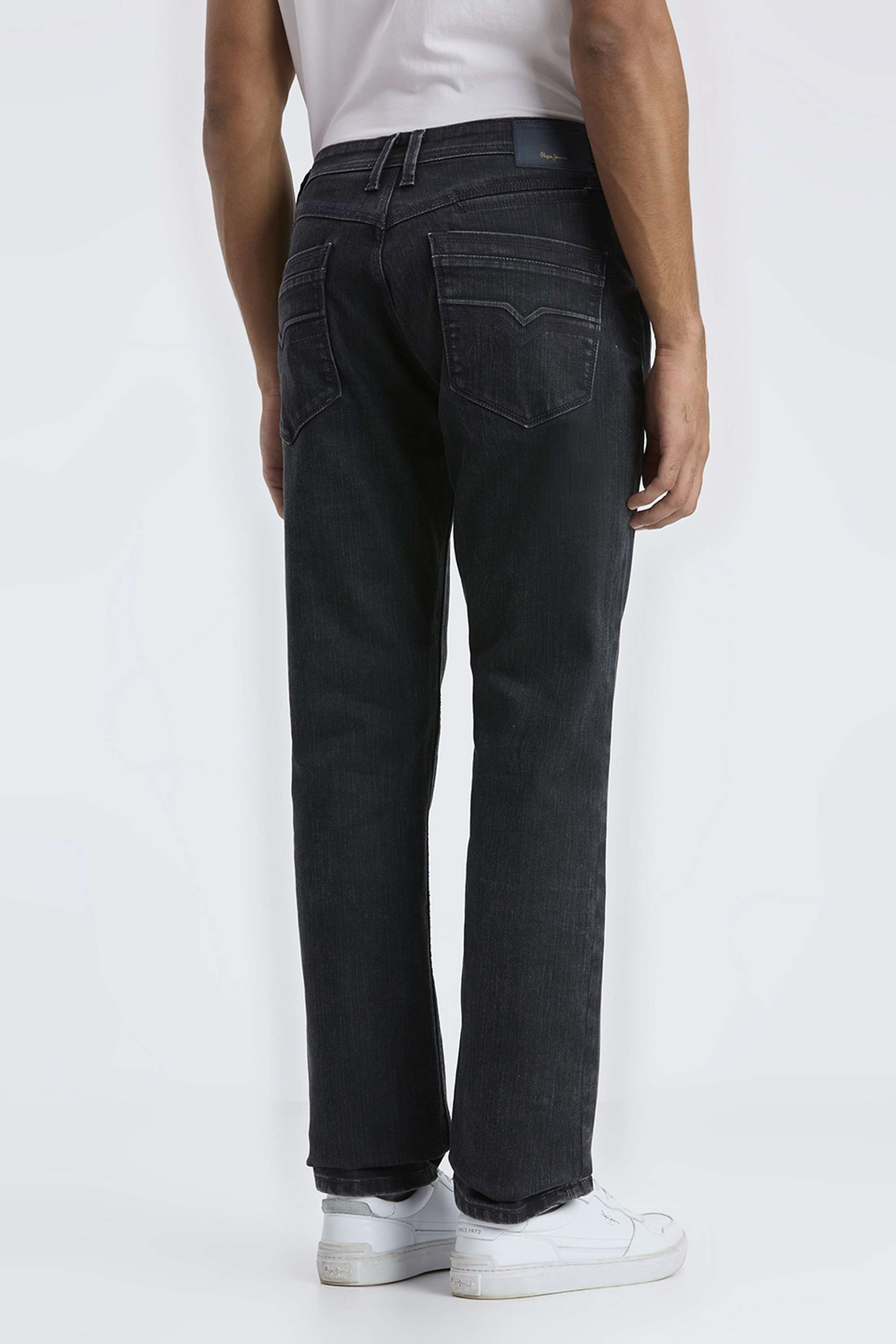 Solid-Cotton-Blend-Regular-Fit-Men-s-Jeans