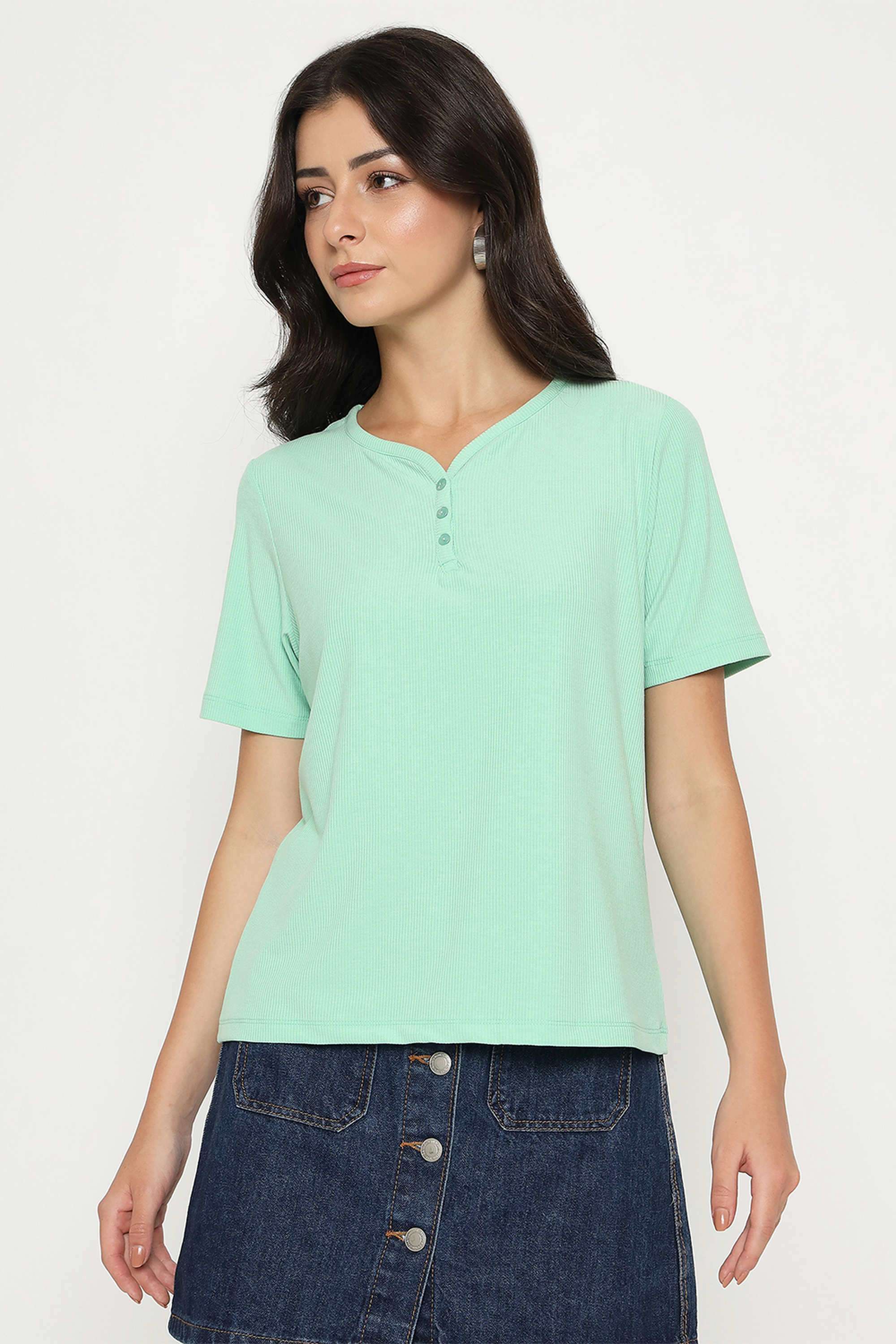 Textured-Polyester-V-Neck-Women-s-T-Shirt