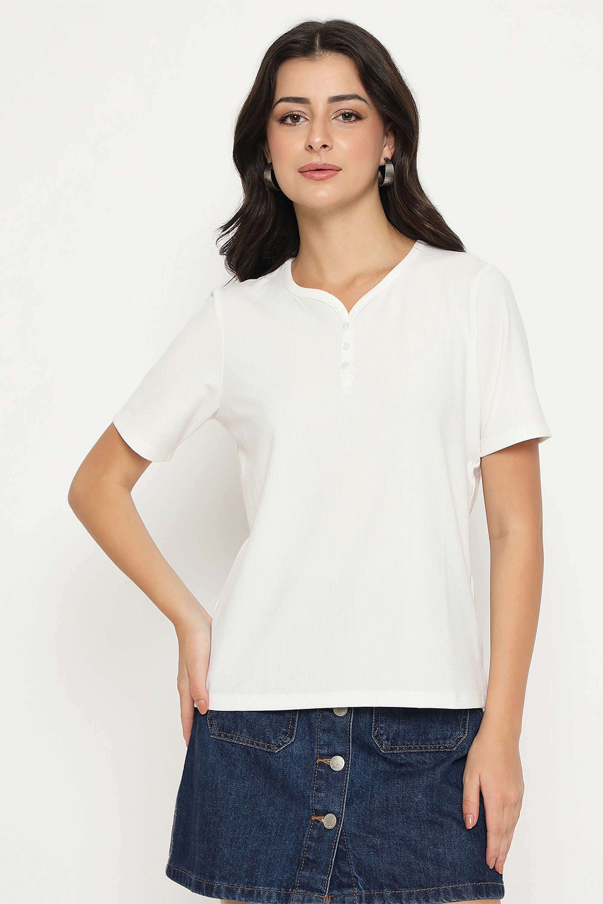 Textured-Polyester-V-Neck-Women-s-T-Shirt