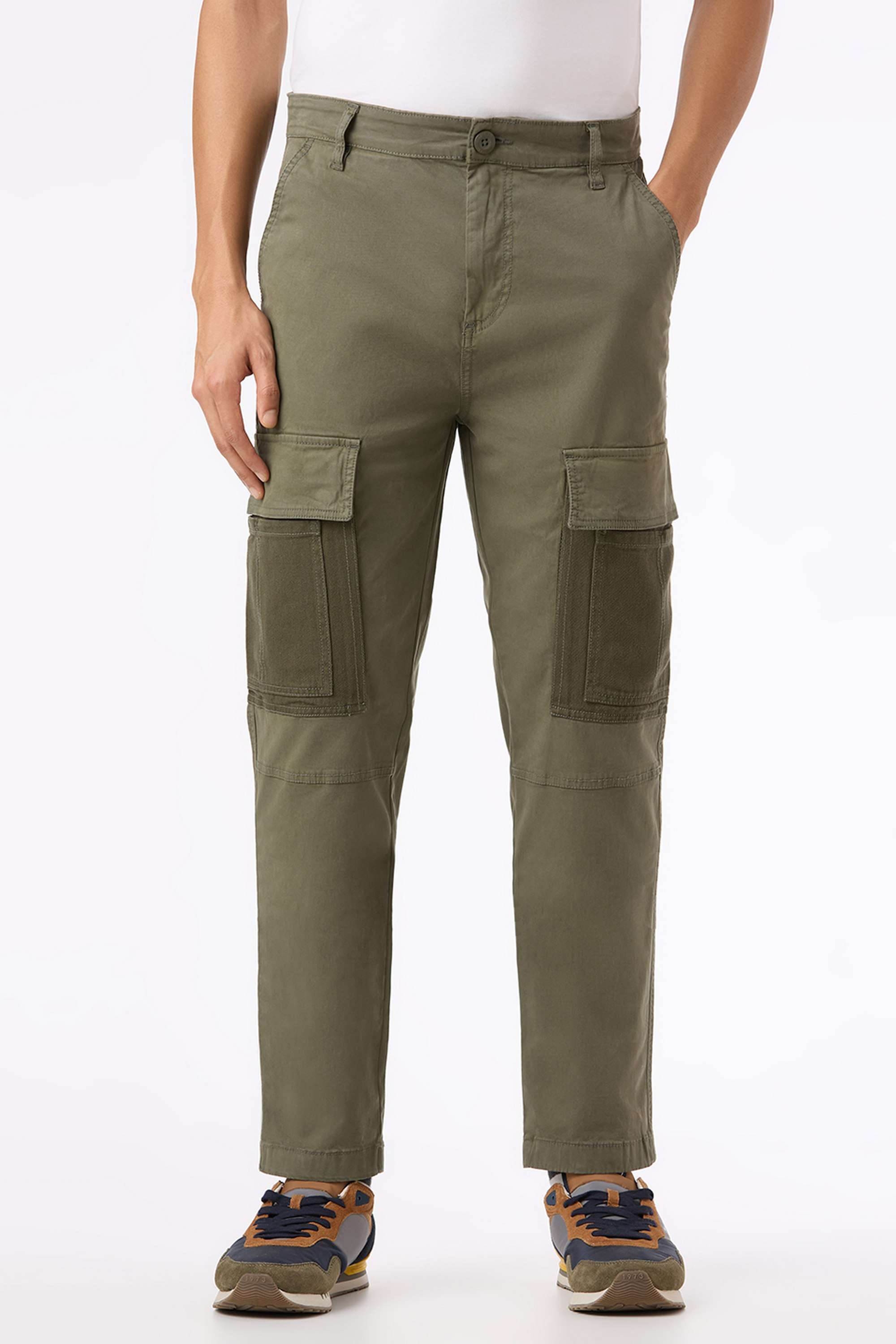 Solid-Cotton-Blend-Regular-Fit-Men-s-Cargo-Pants