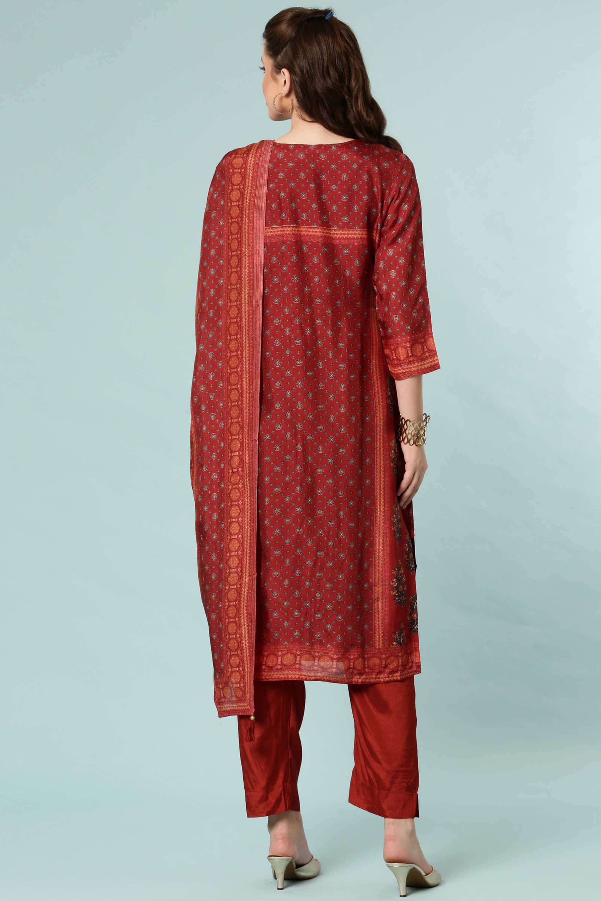 Printed-Round-Neck-Blended-Fabric-Women-Kurta-Set
