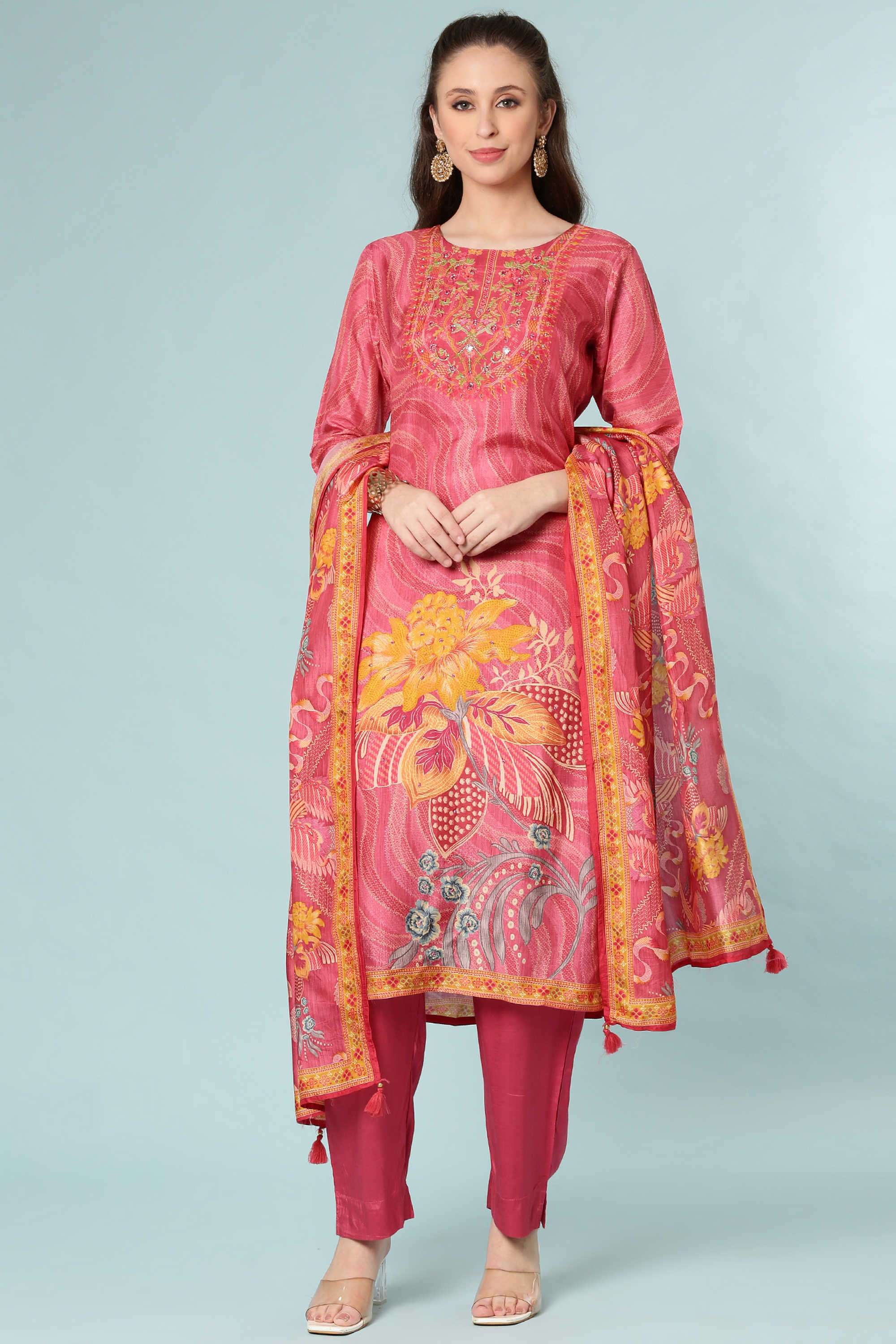 Embroidered-Round-Neck-Blended-Fabric-Women-Kurta-Set