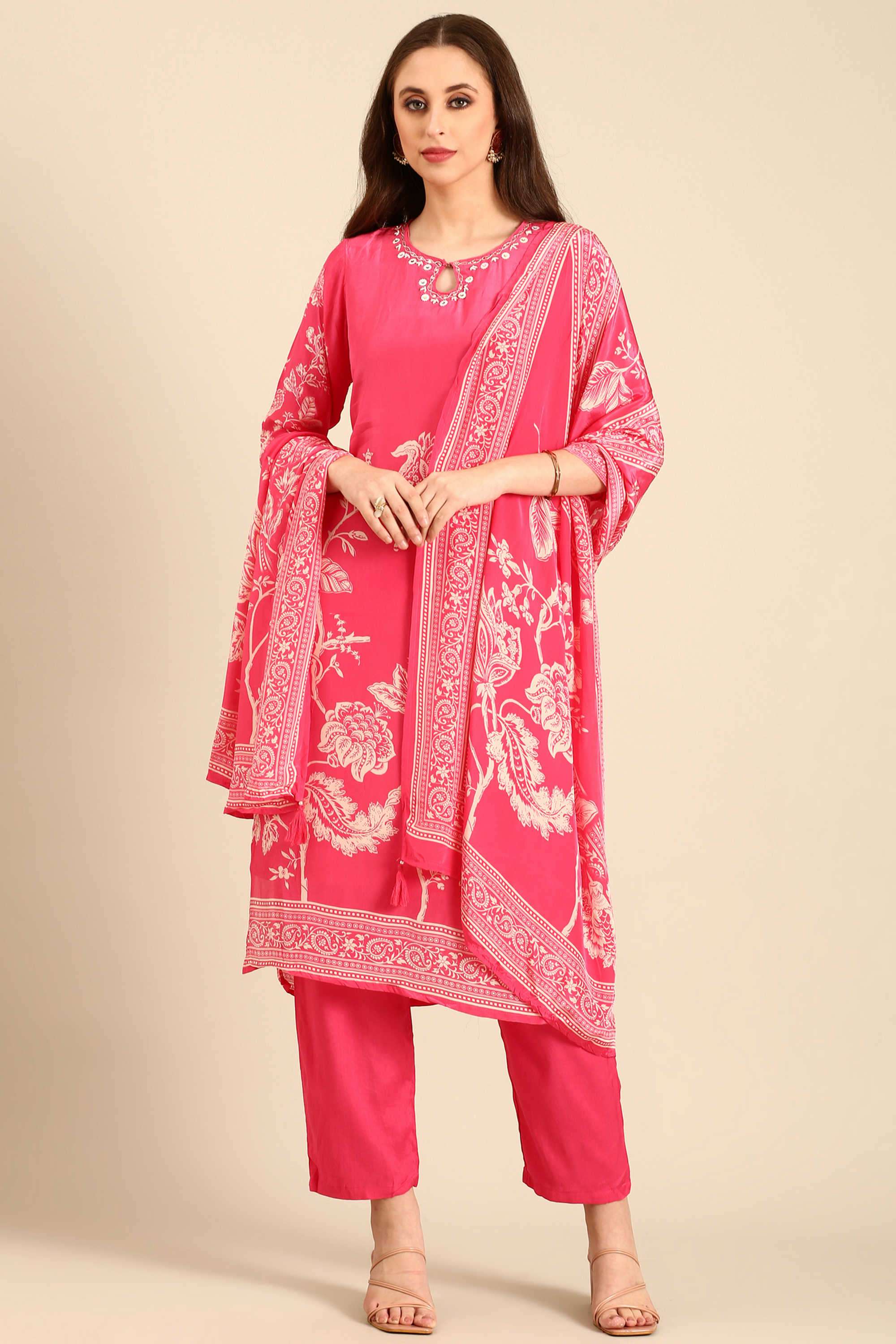 Printed-Crepe-Round-Neck-Women-s-Festive-Wear-Kurta-Set